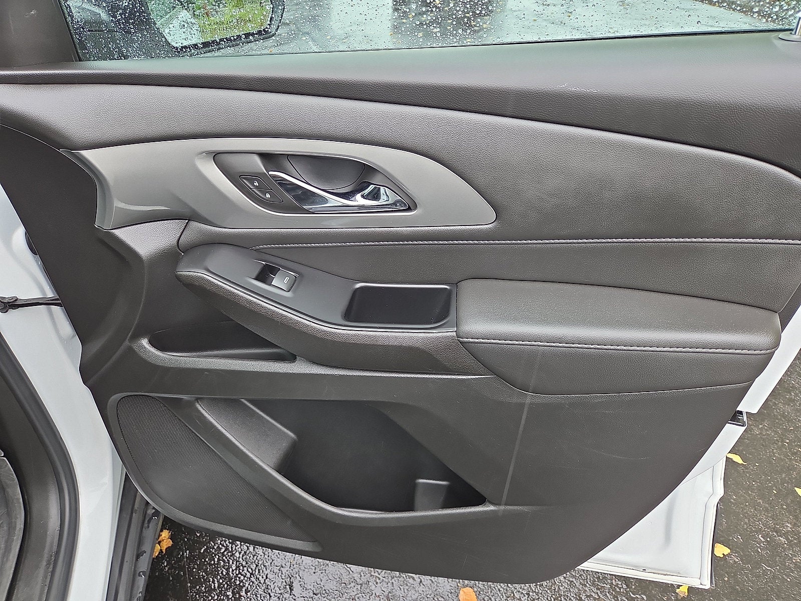 2023 Chevrolet Traverse LT Cloth AWD