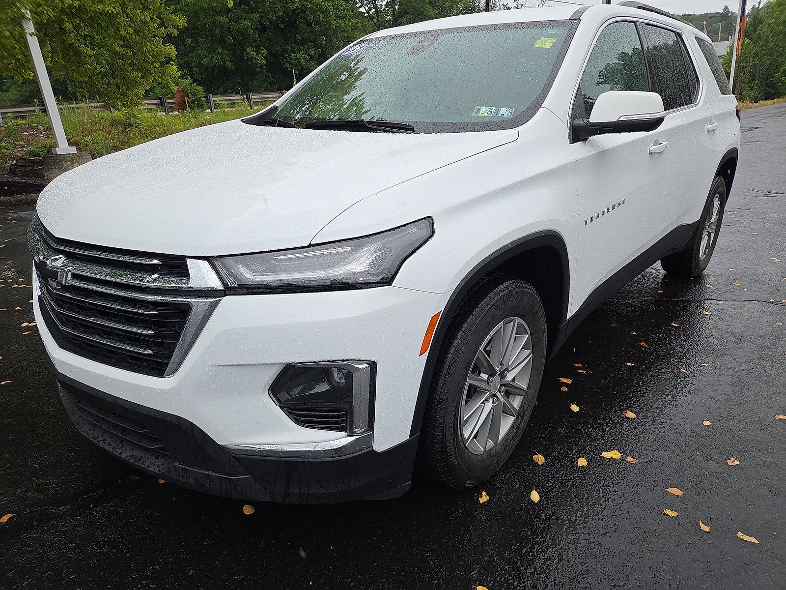 2023 Chevrolet Traverse LT Cloth AWD