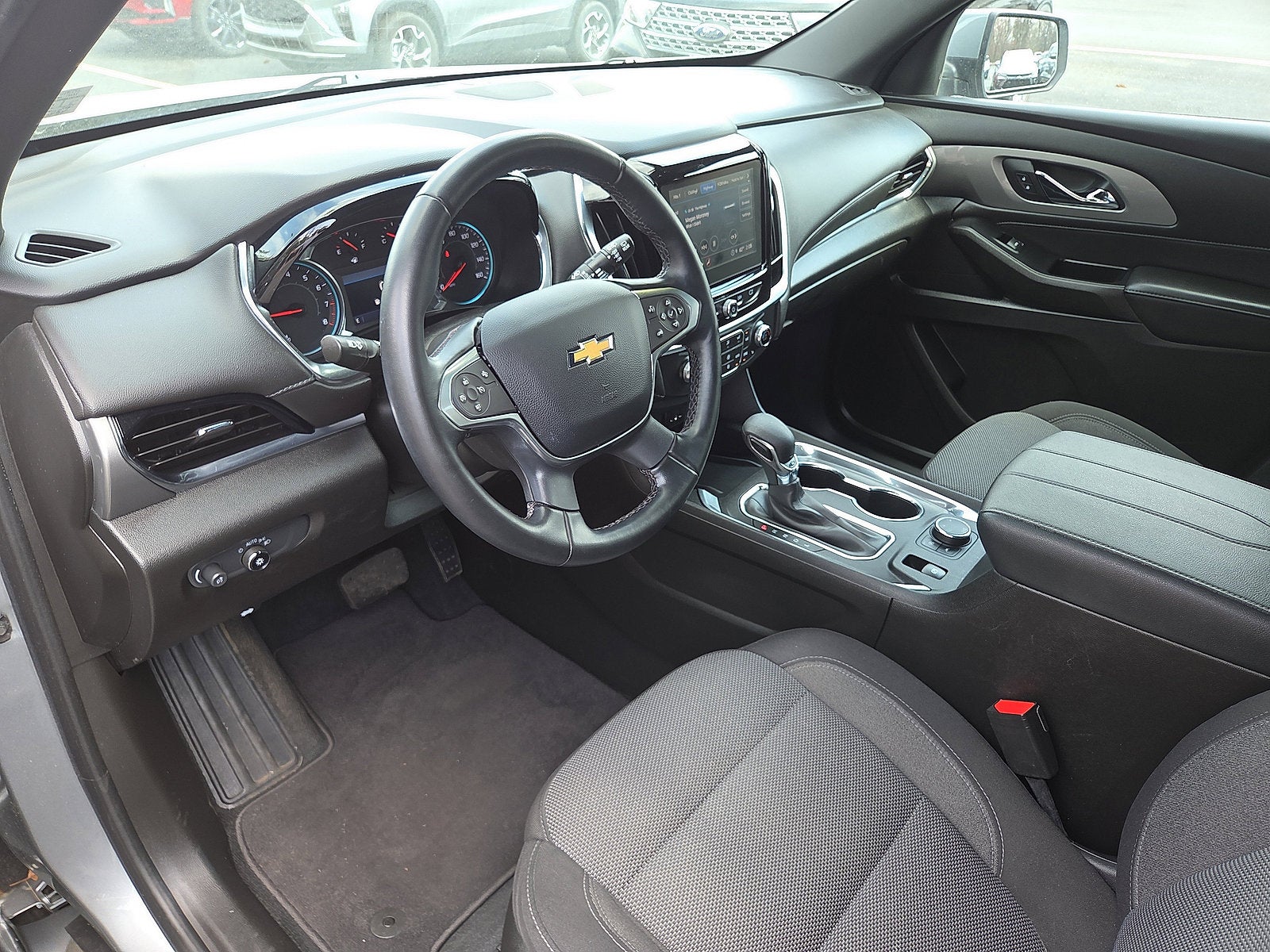 2023 Chevrolet Traverse LT Cloth AWD