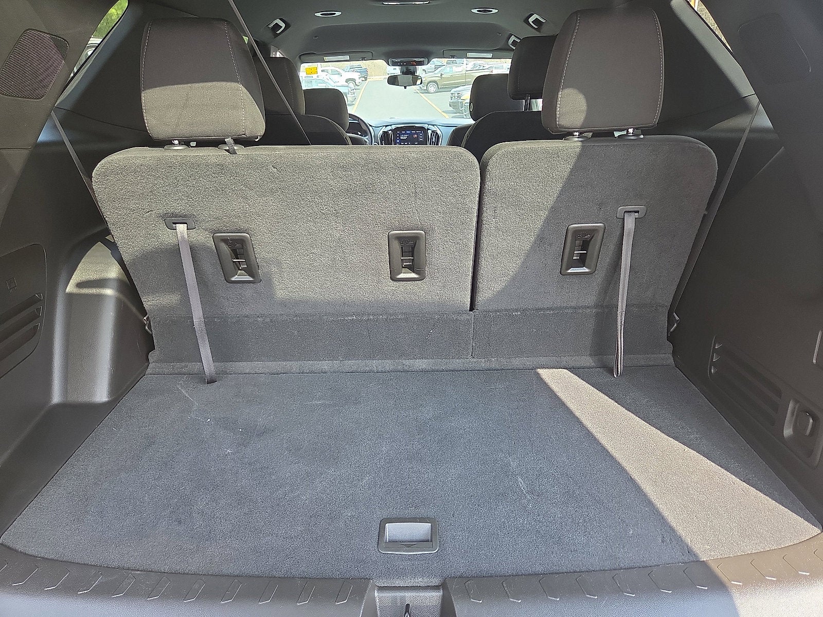 2023 Chevrolet Traverse LT Cloth AWD