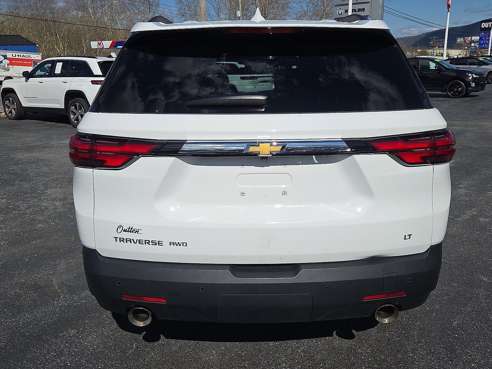 2023 Chevrolet Traverse LT Cloth AWD