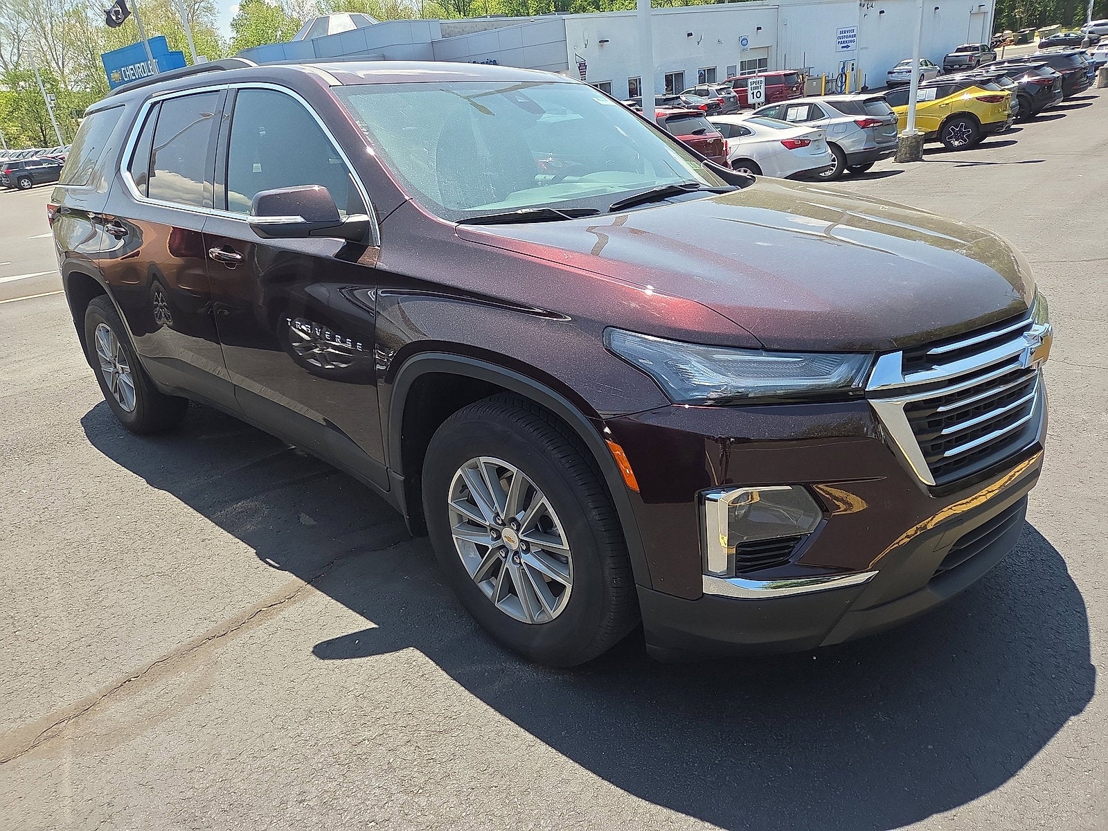 2023 Chevrolet Traverse LT Cloth AWD