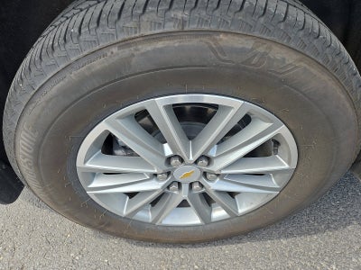 2023 Chevrolet Traverse LT Cloth AWD