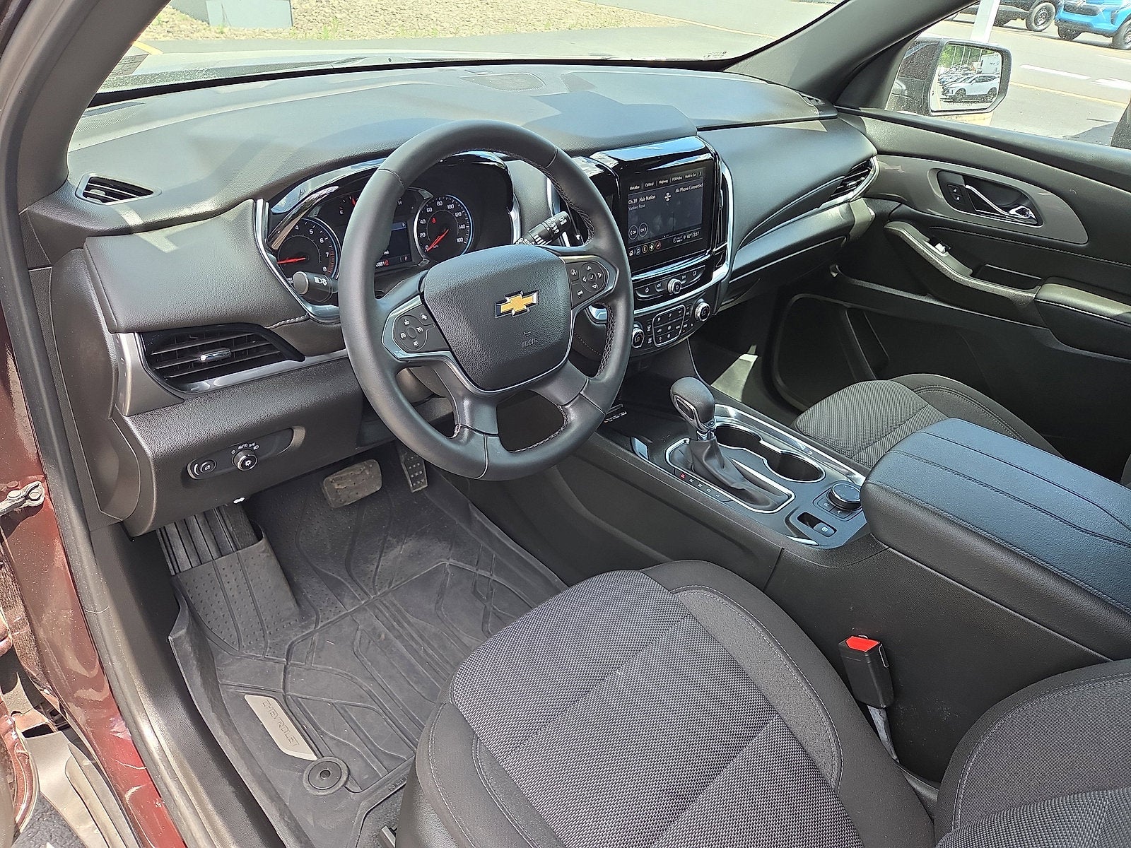 2023 Chevrolet Traverse LT Cloth AWD