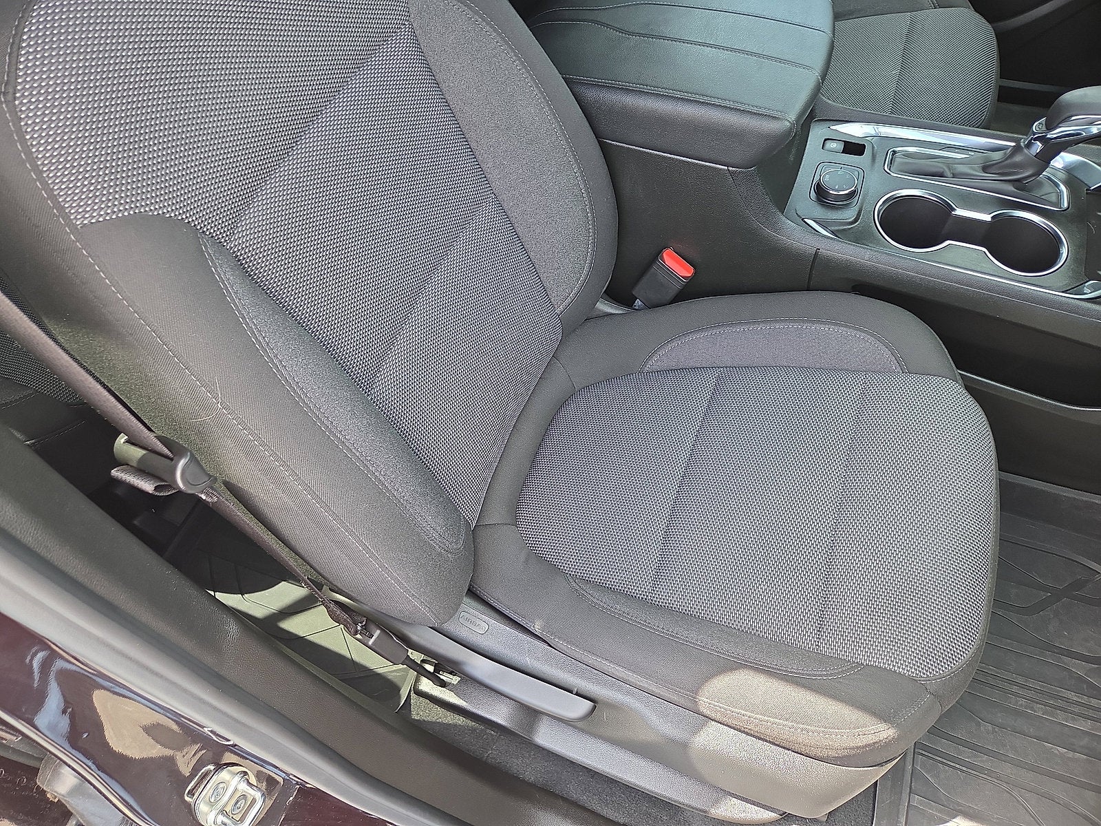 2023 Chevrolet Traverse LT Cloth AWD