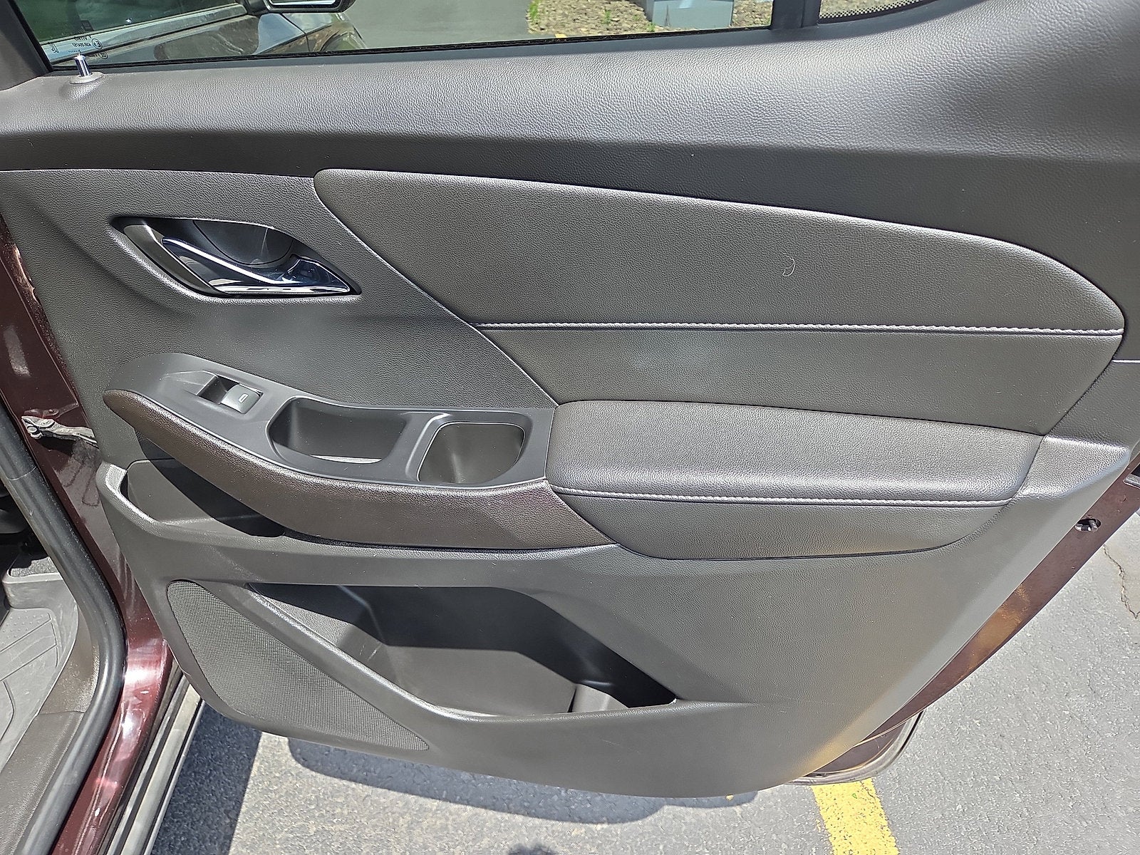 2023 Chevrolet Traverse LT Cloth AWD
