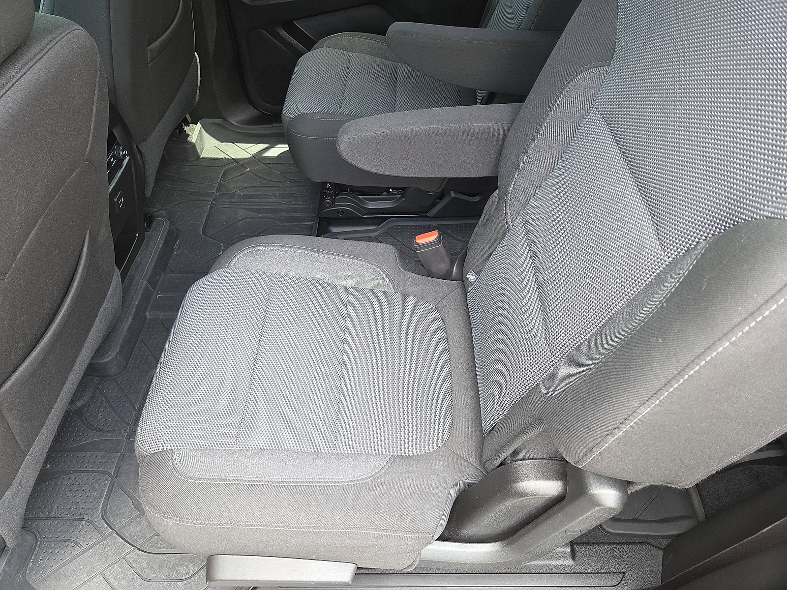 2023 Chevrolet Traverse LT Cloth AWD