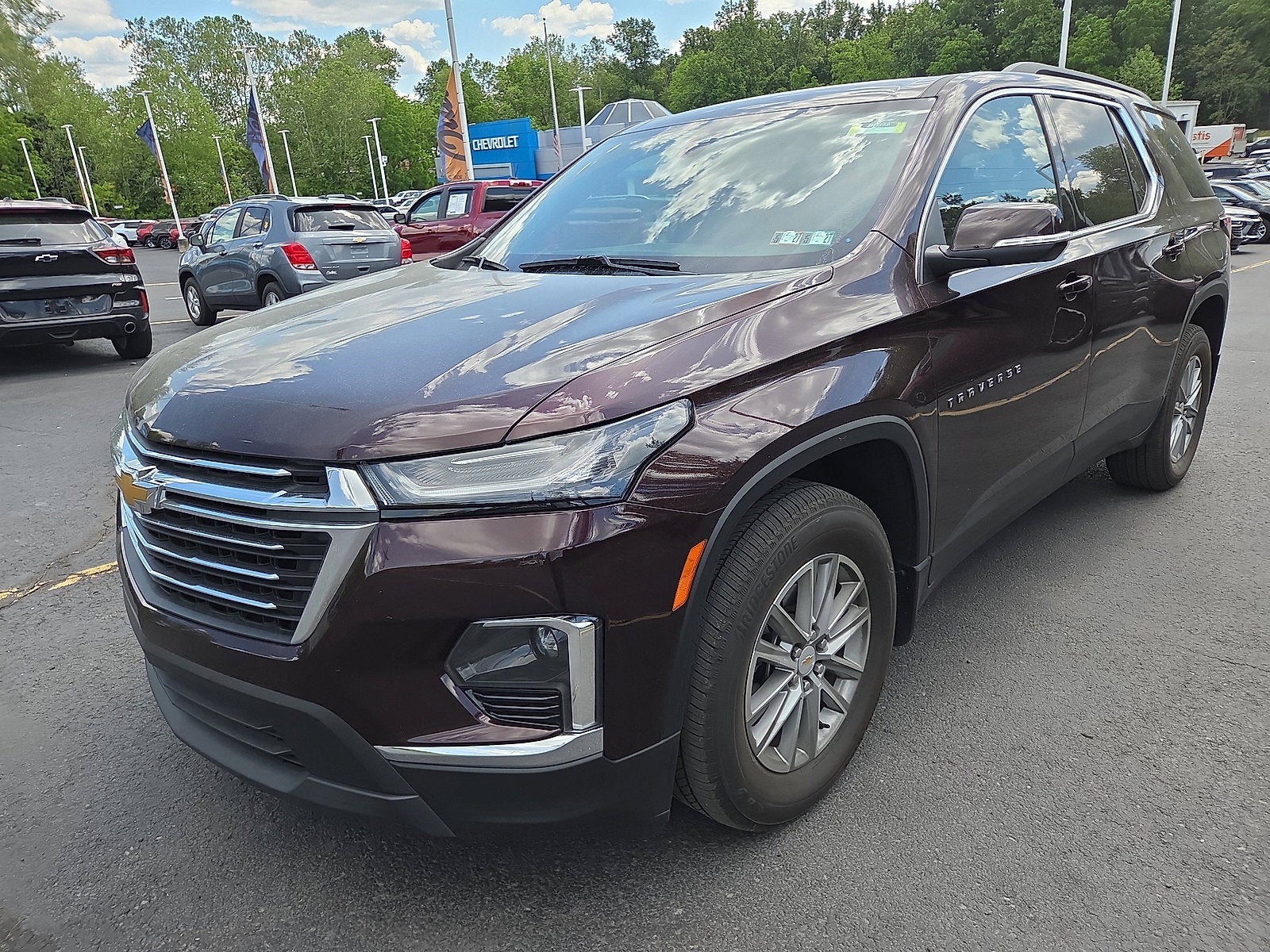 2023 Chevrolet Traverse LT Cloth AWD