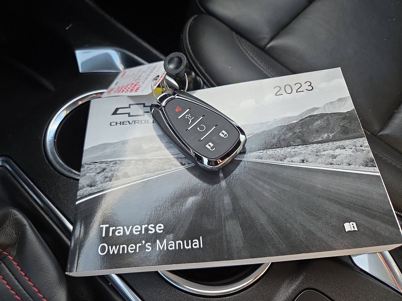 2023 Chevrolet Traverse RS 