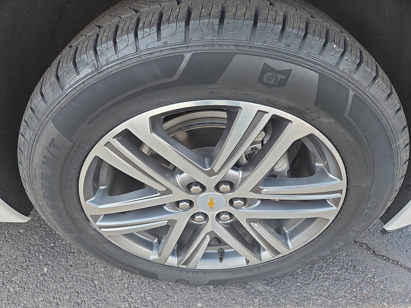 2023 Chevrolet Traverse High Country 