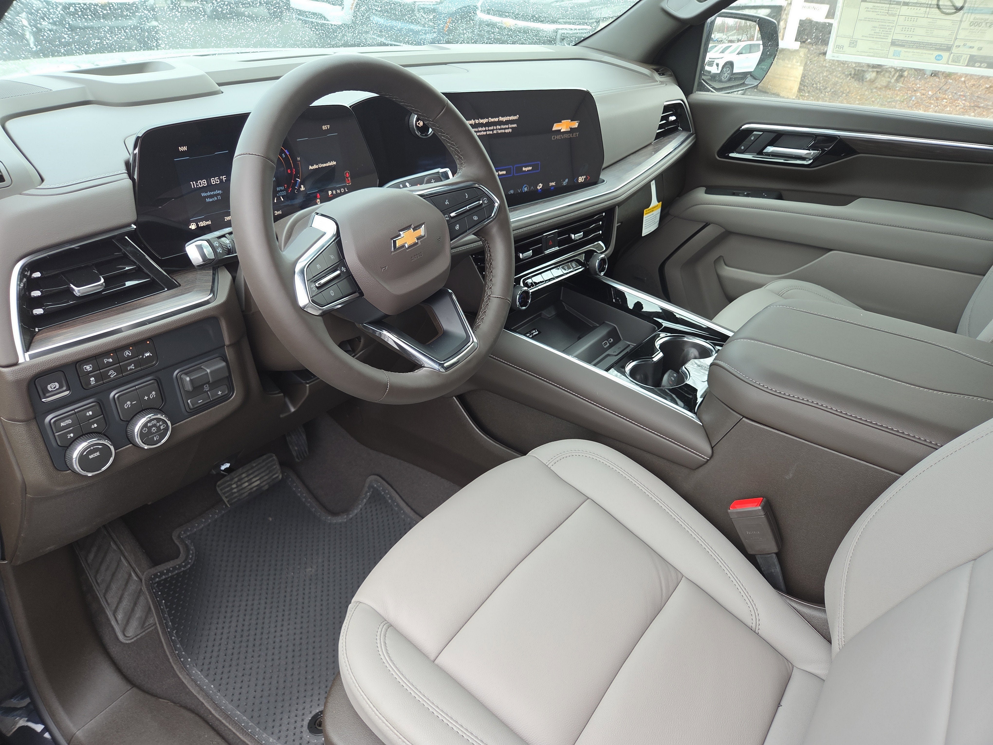 2026 Chevrolet Suburban LT 4WD