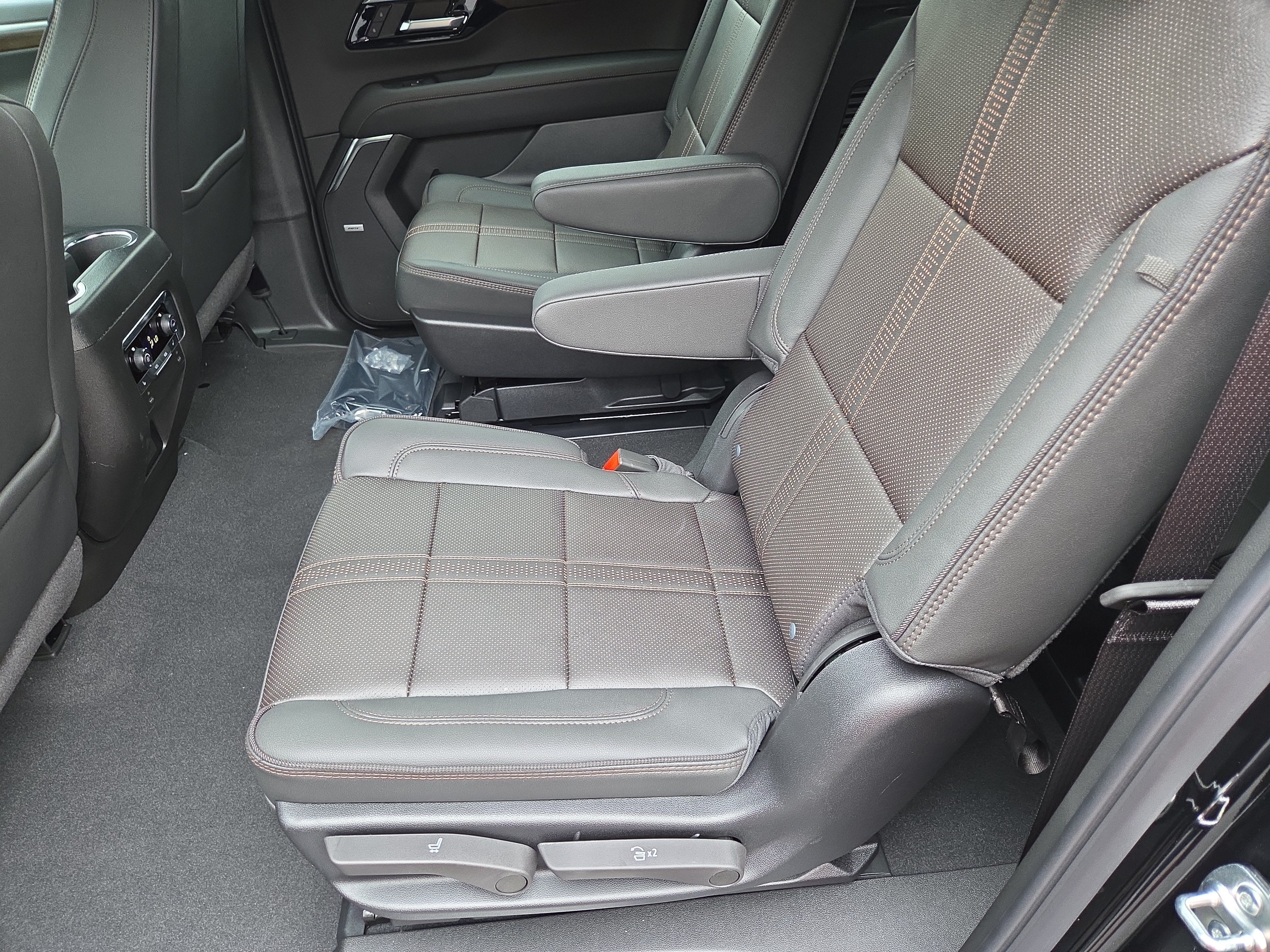2026 Chevrolet Suburban High Country 4WD