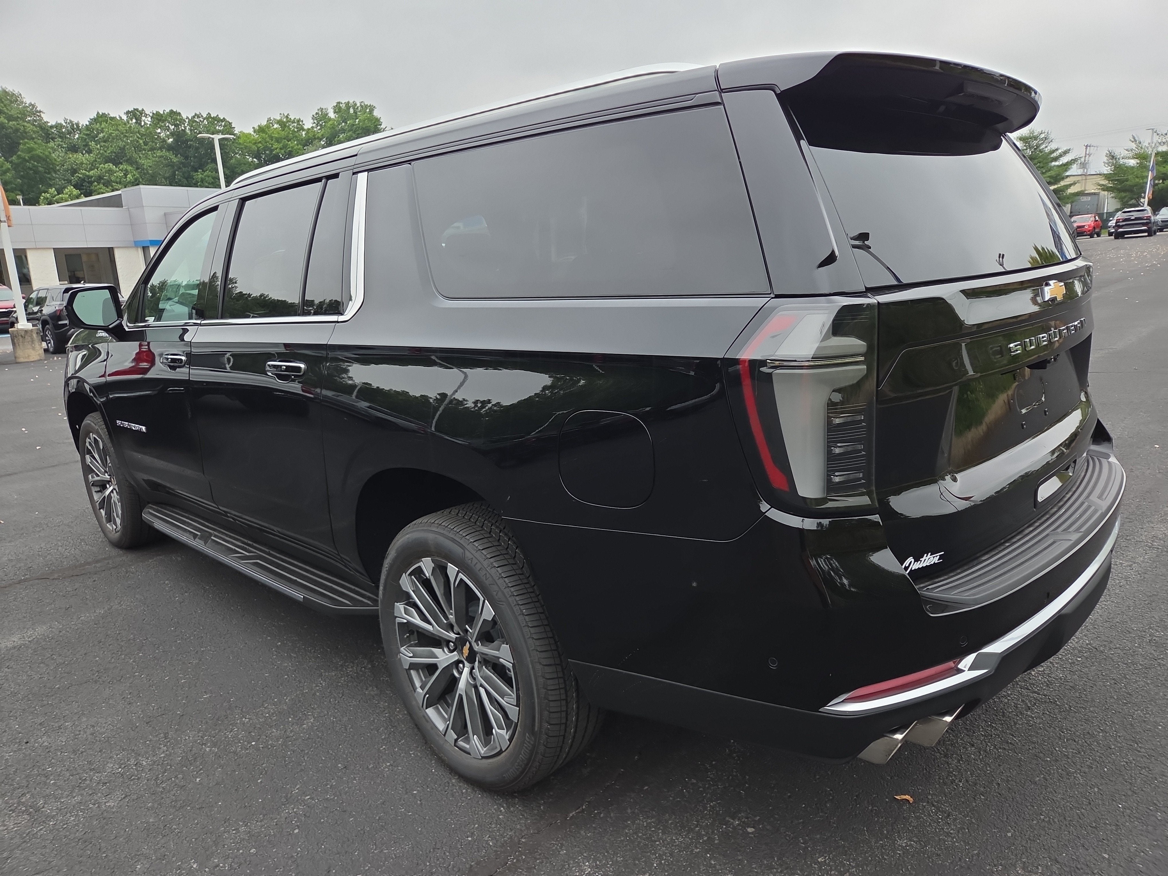 2026 Chevrolet Suburban High Country 4WD