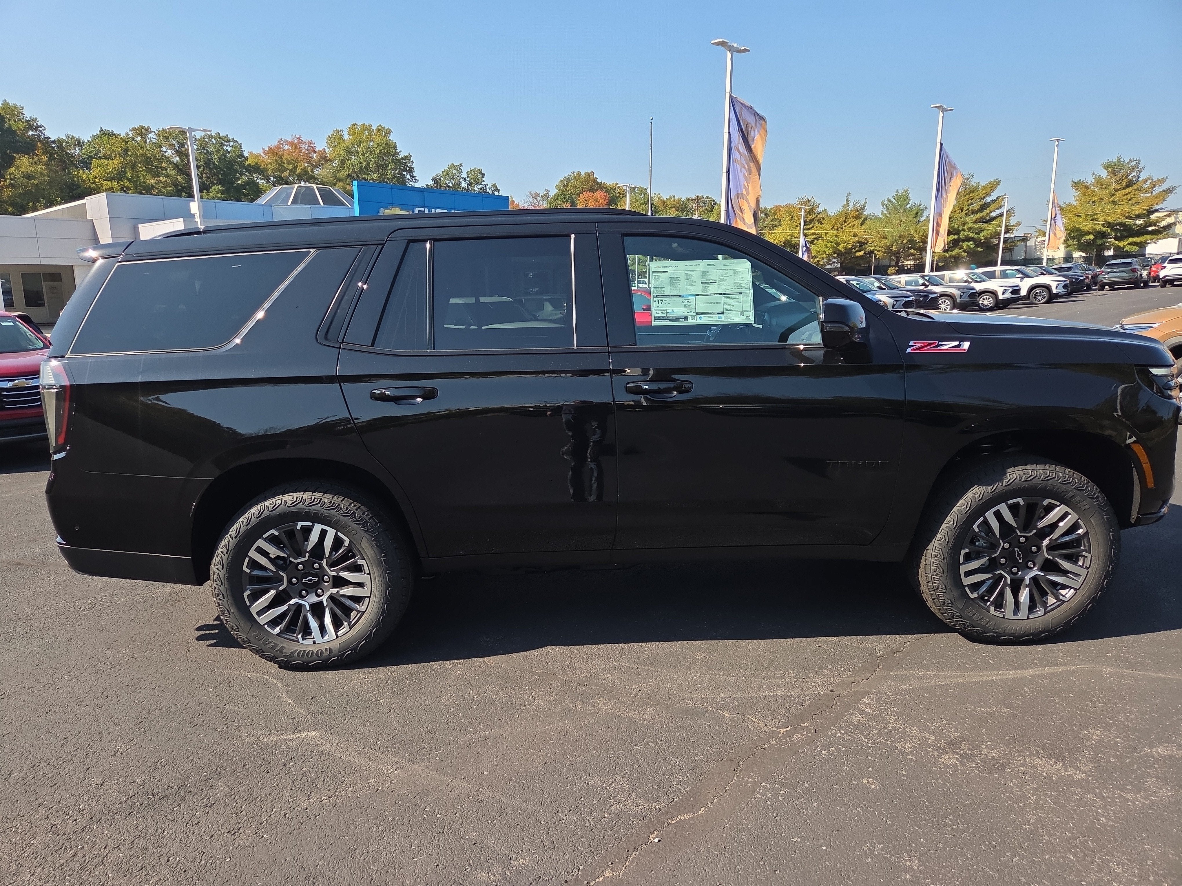 2027 Chevrolet Tahoe Z71 - Photo 26