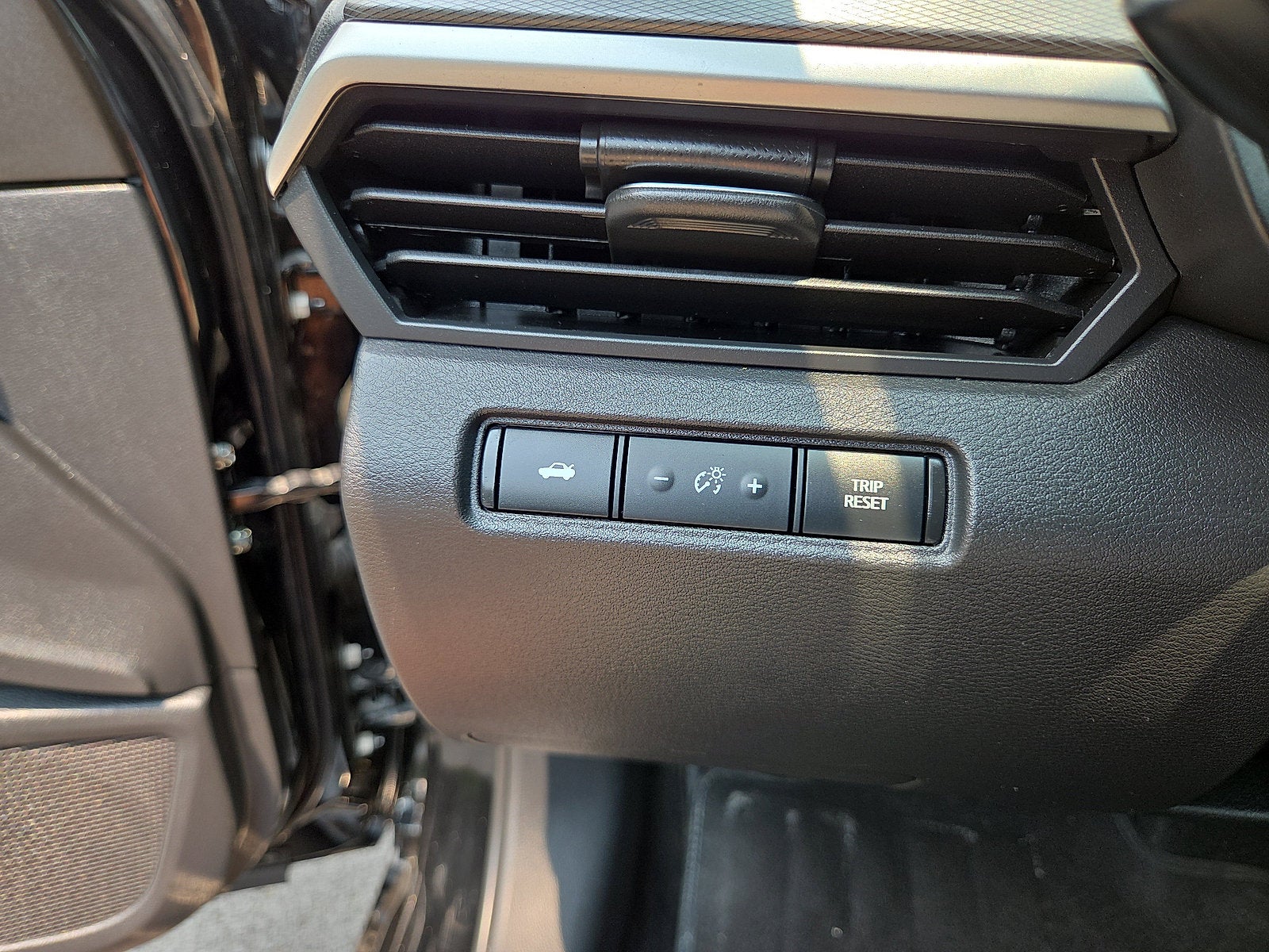 2024 Nissan Altima 2.5 SR FWD