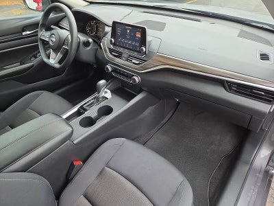 2025 Nissan Altima SV FWD