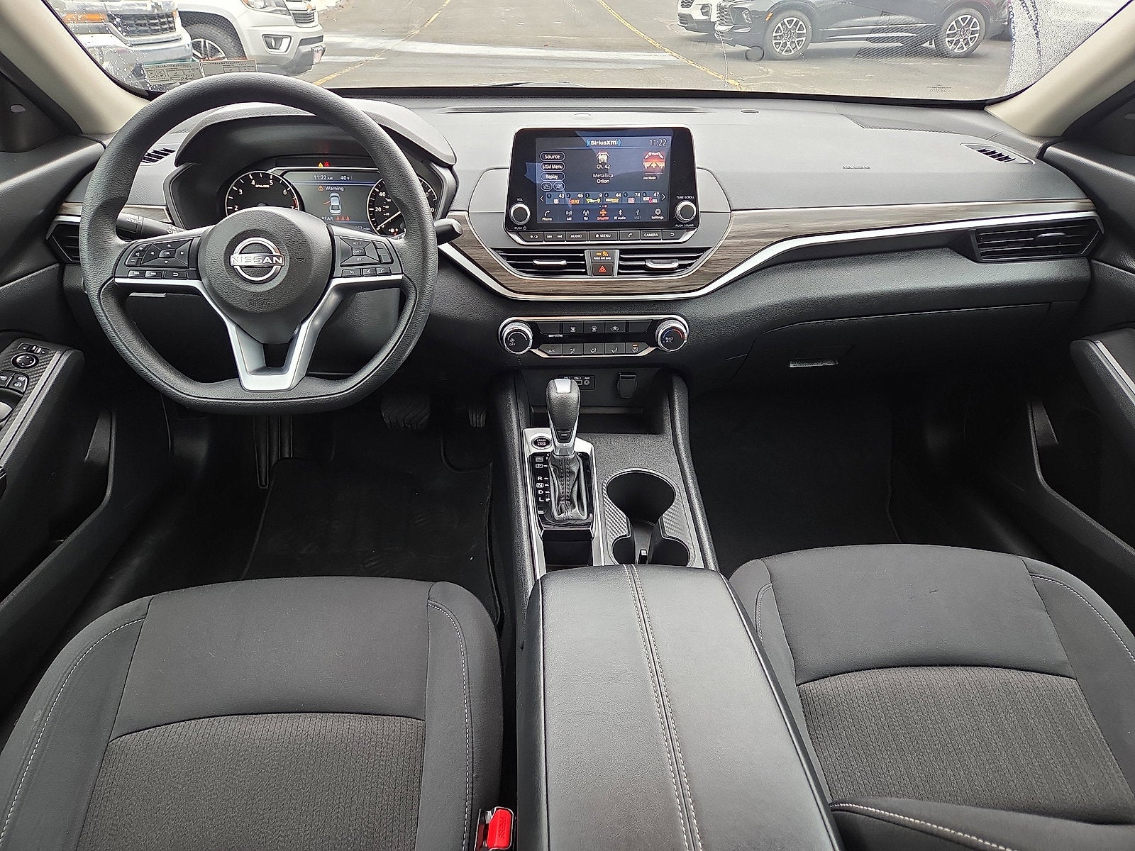 2025 Nissan Altima SV FWD