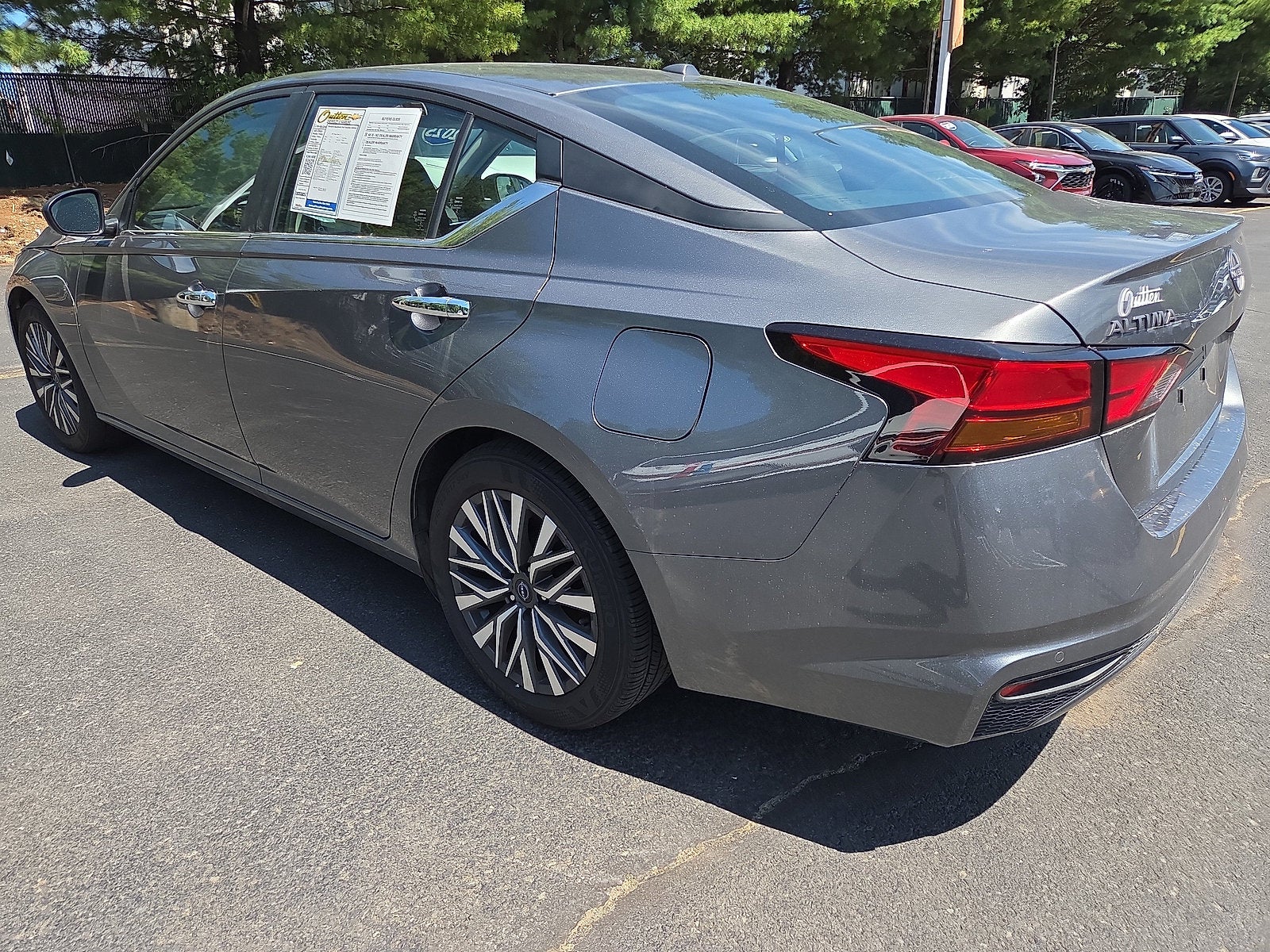 2025 Nissan Altima SV FWD