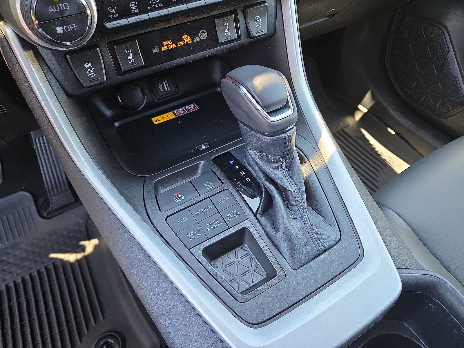 2023 Toyota RAV4 XLE Premium AWD