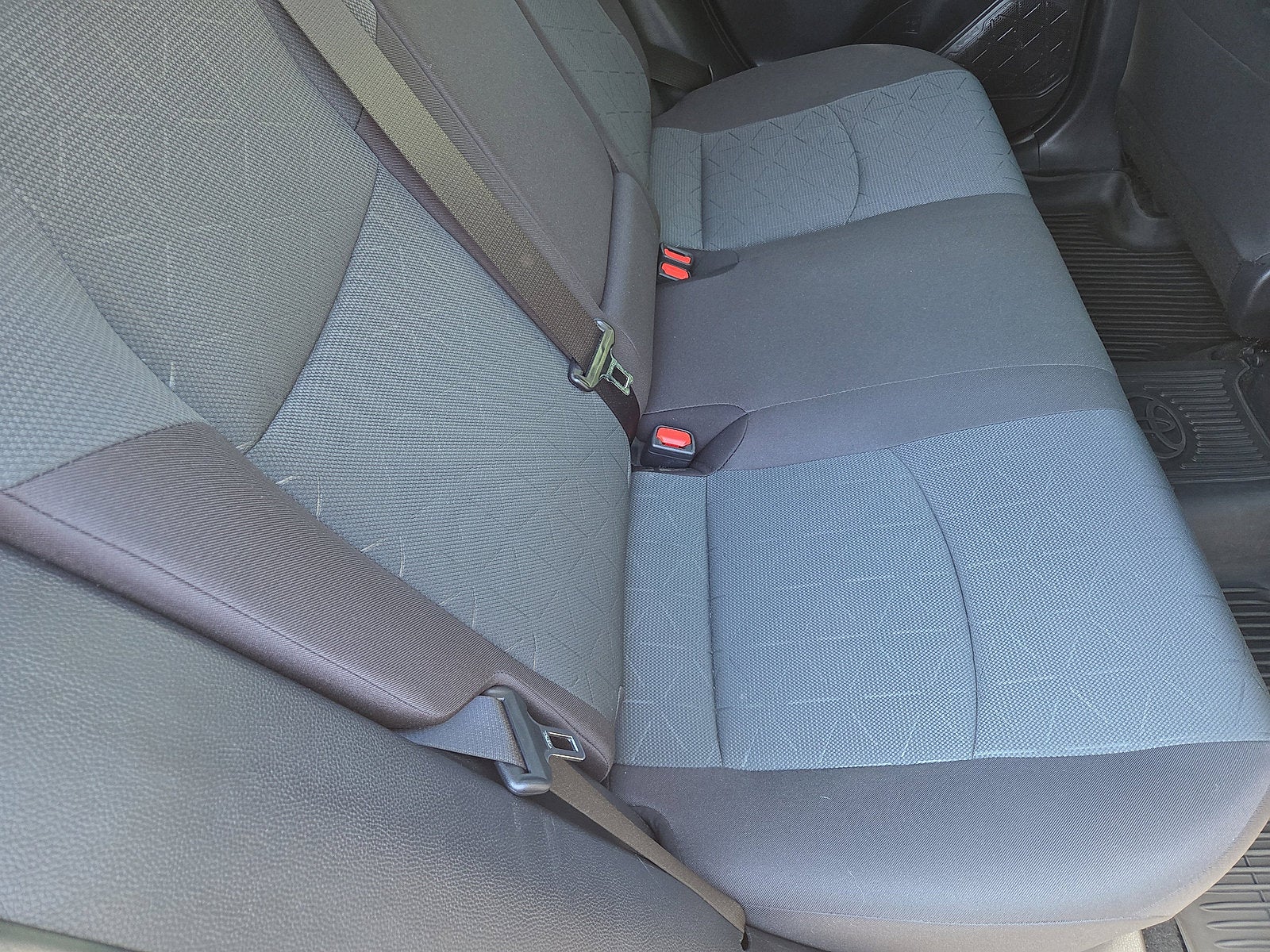 2025 Toyota RAV4 XLE AWD