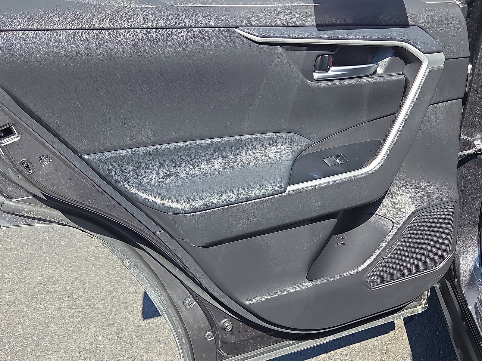 2025 Toyota RAV4 XLE AWD