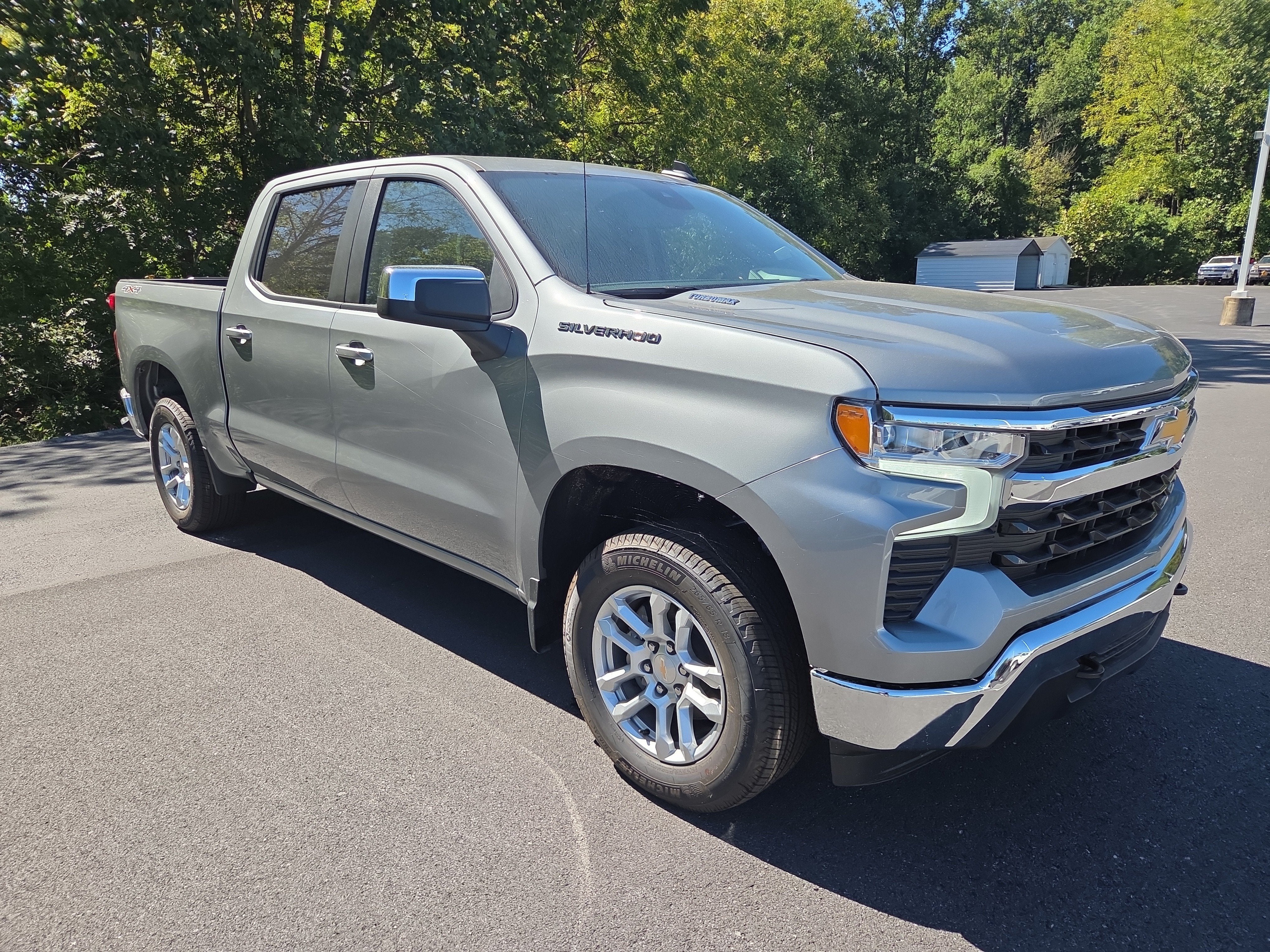 2026 Chevrolet Silverado 1500 LT (2FL) 4WD