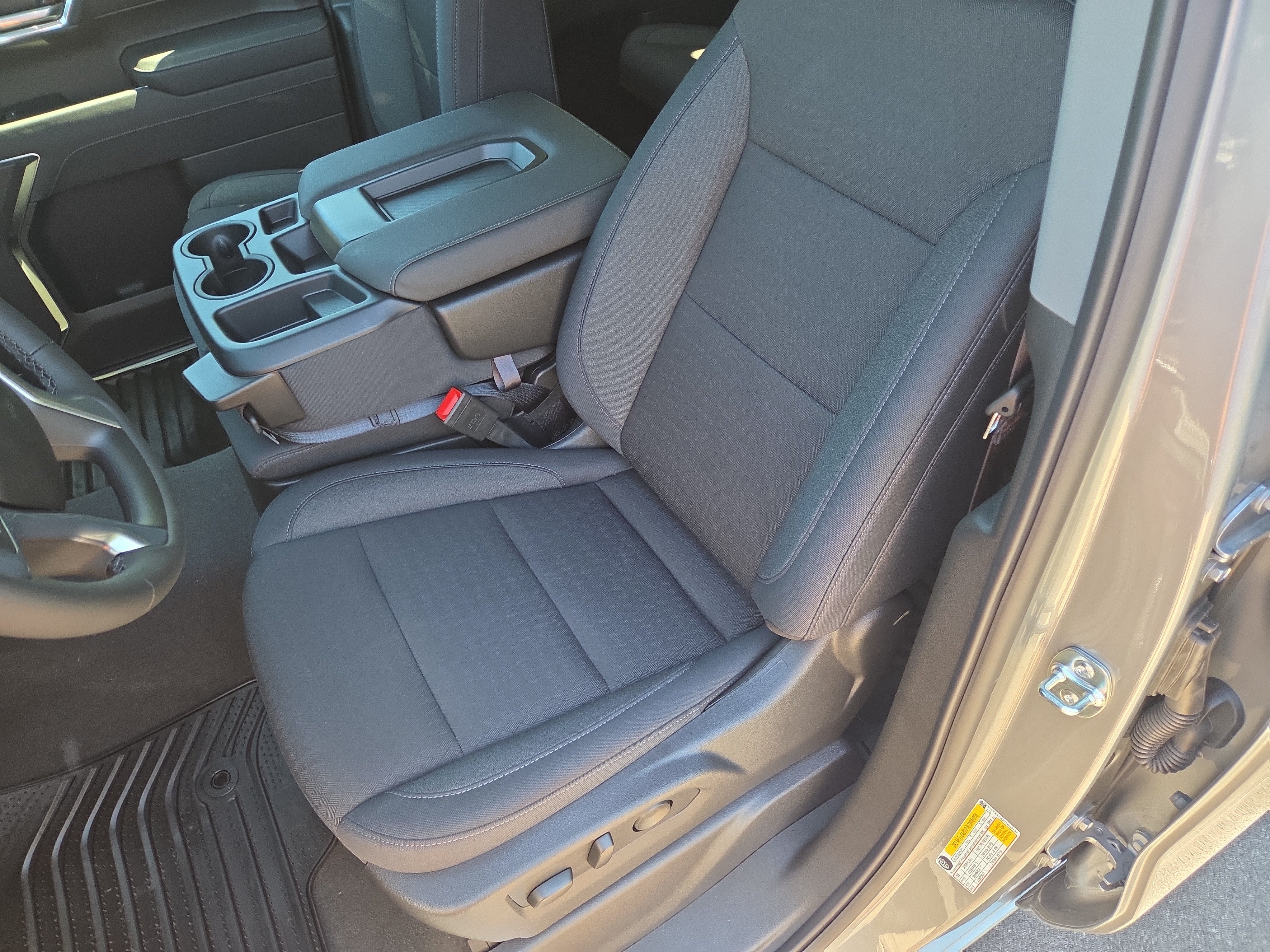 2026 Chevrolet Silverado 1500 LT (2FL) 4WD