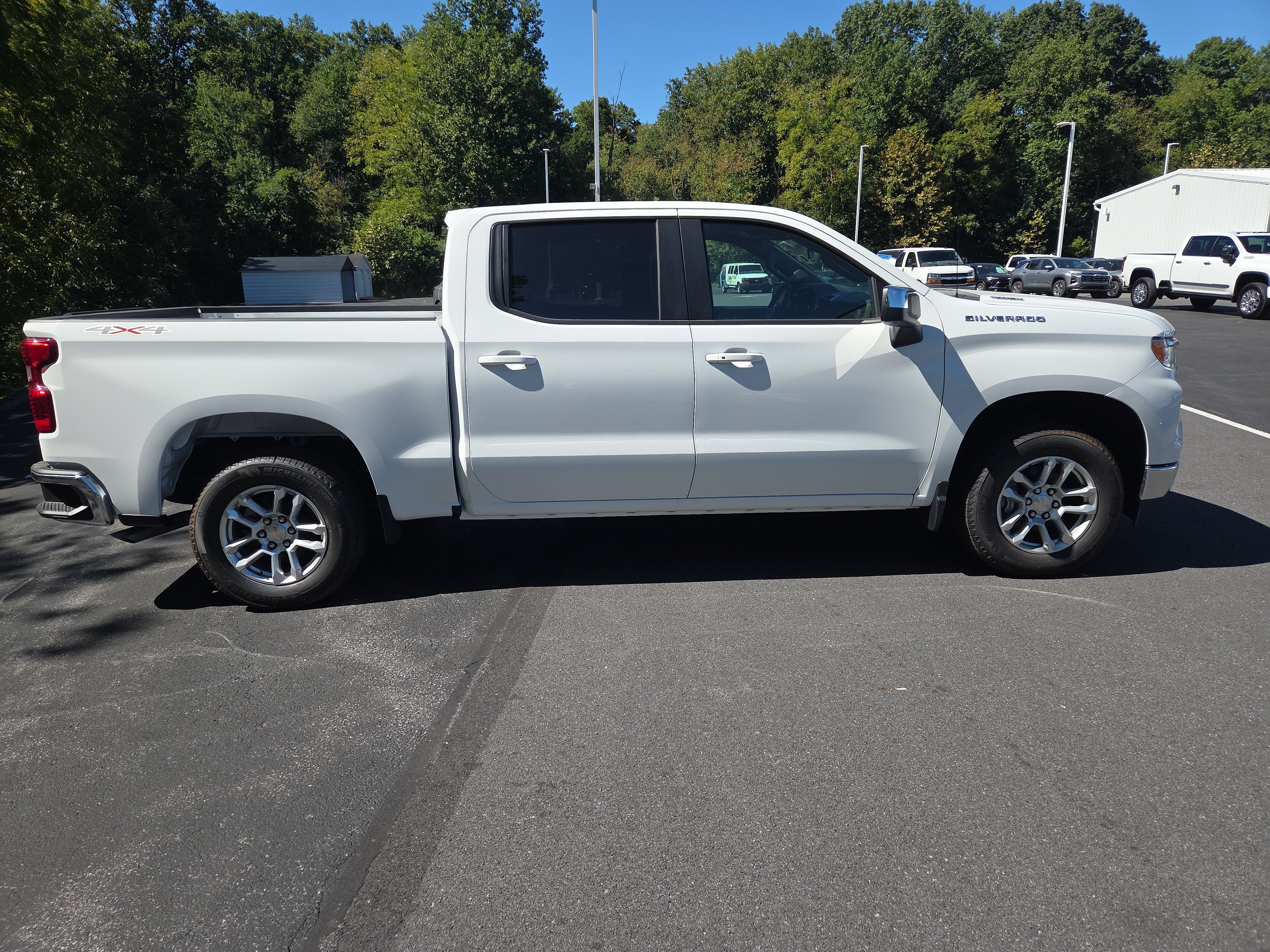 2026 Chevrolet Silverado 1500 LT (2FL) 4WD