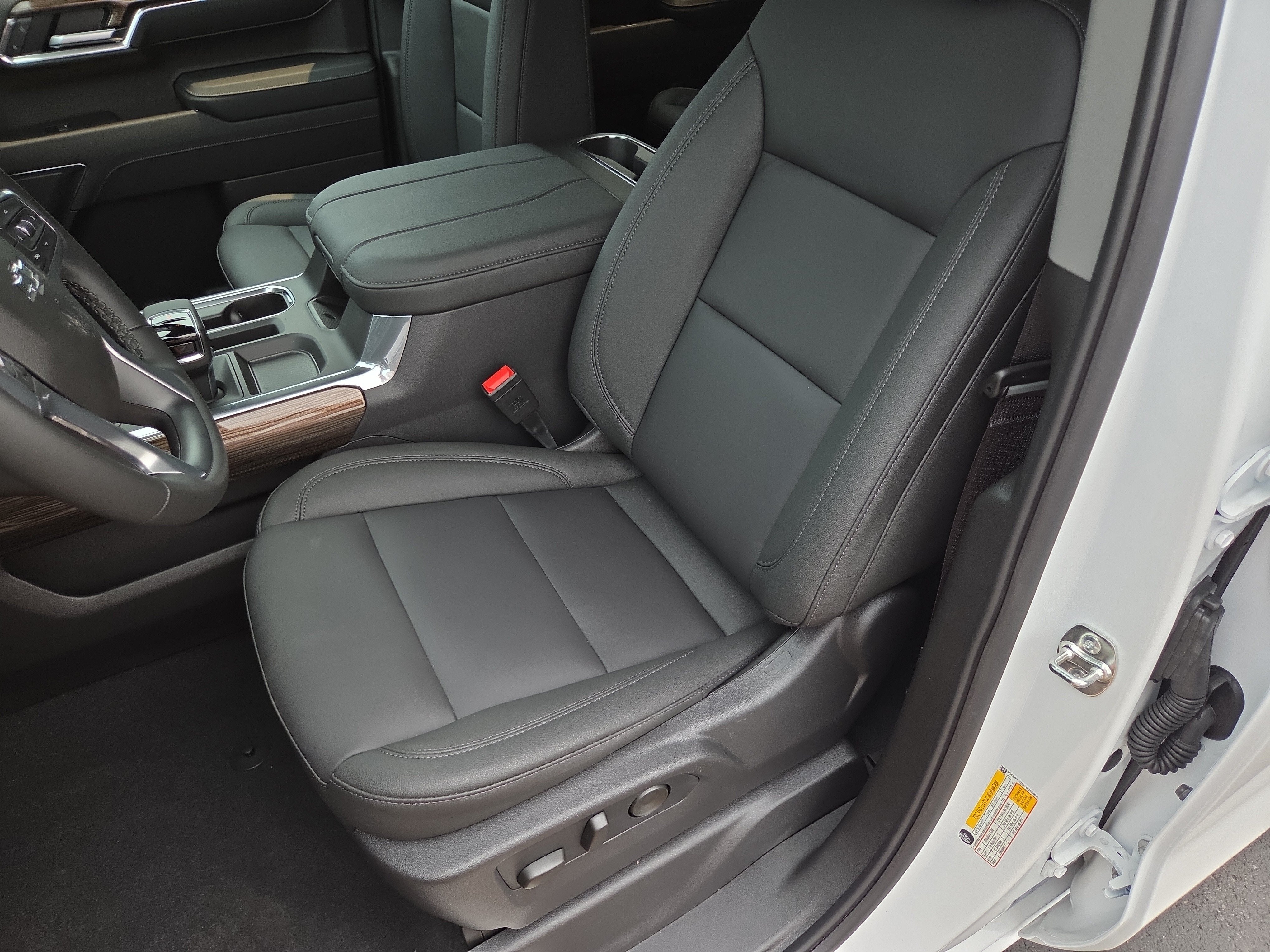 2026 Chevrolet Silverado 1500 LT Trail Boss 4WD