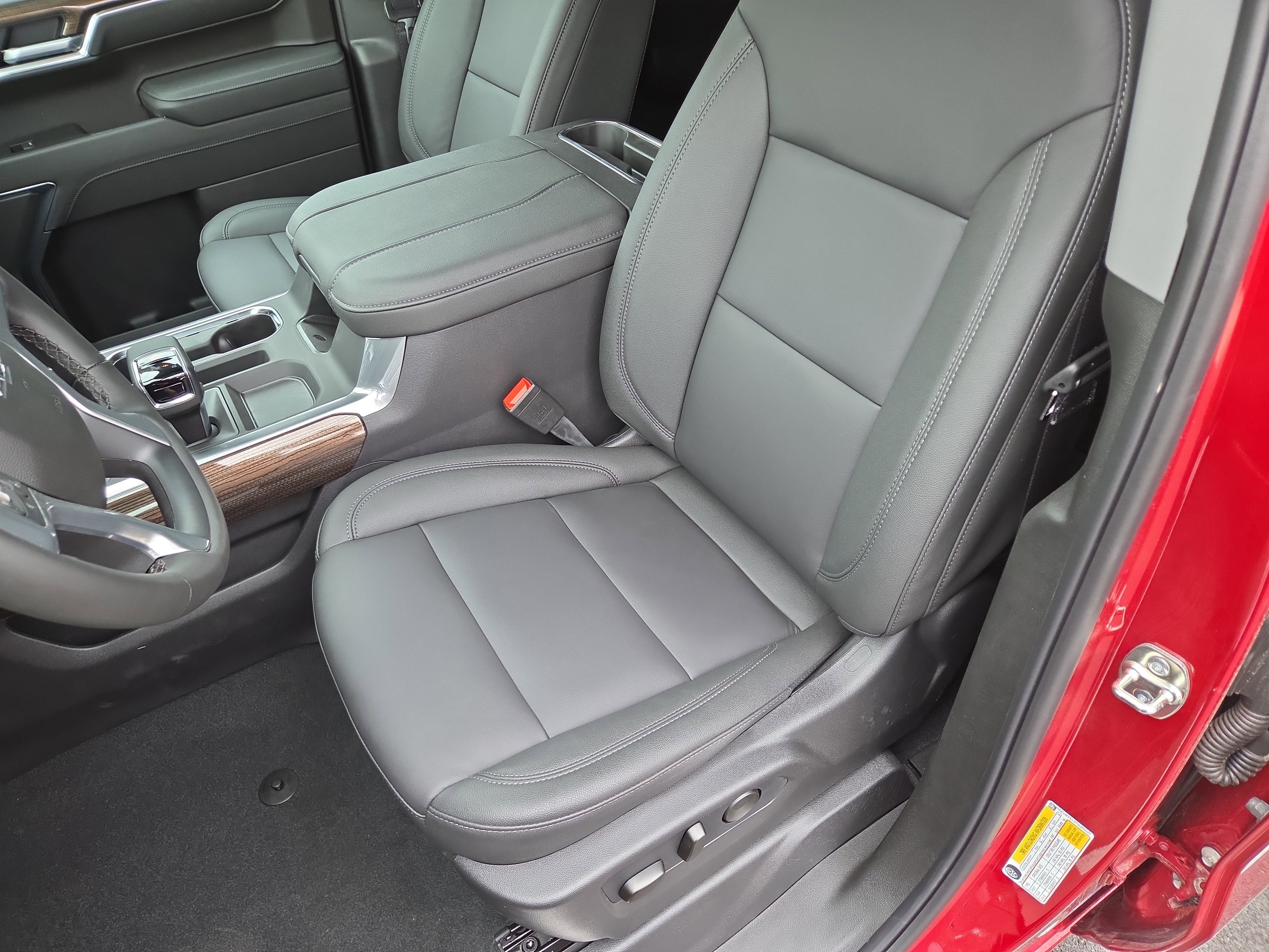 2026 Chevrolet Silverado 1500 LT Trail Boss 4WD