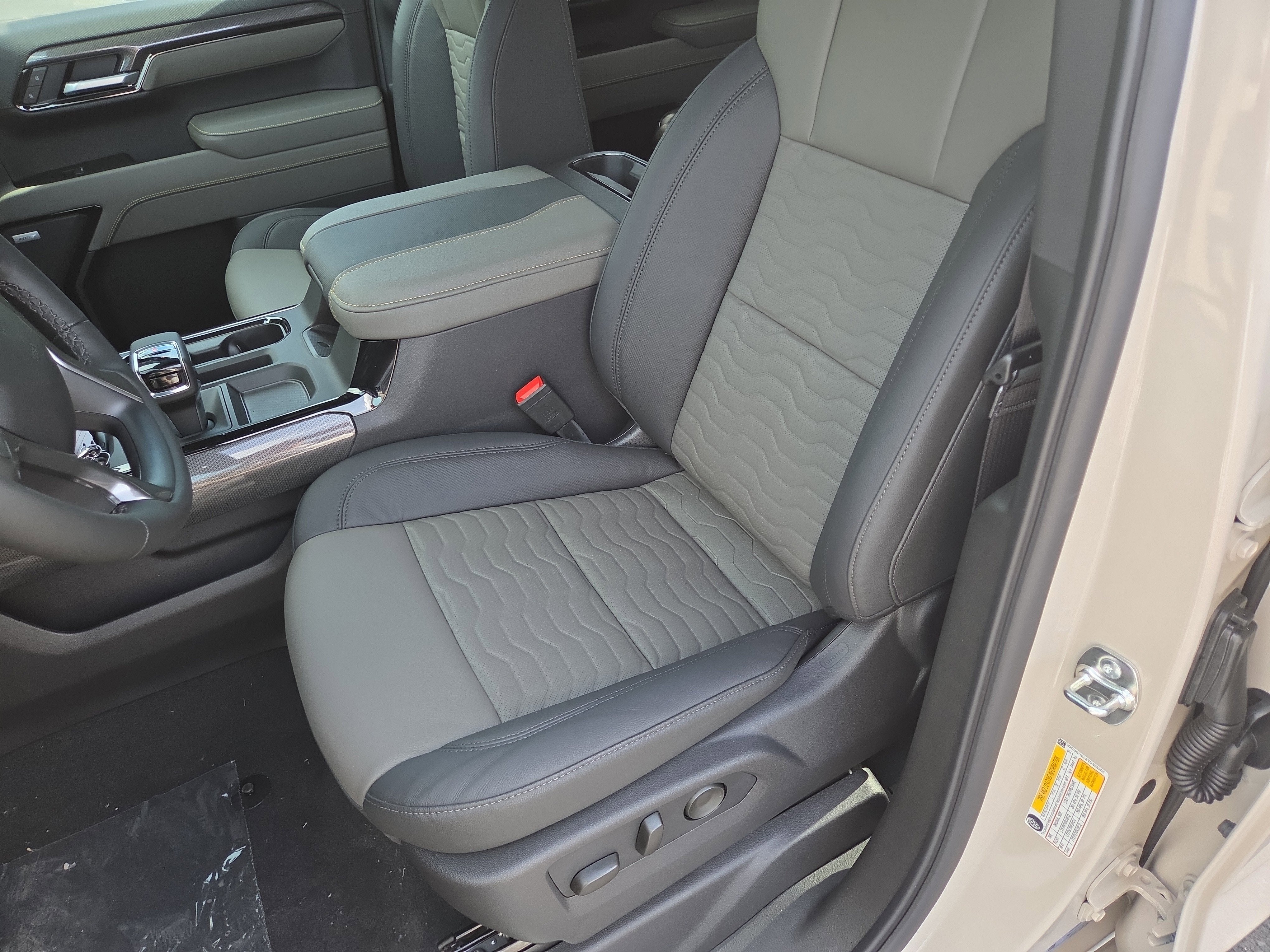 2026 Chevrolet Silverado 1500 ZR2 4WD