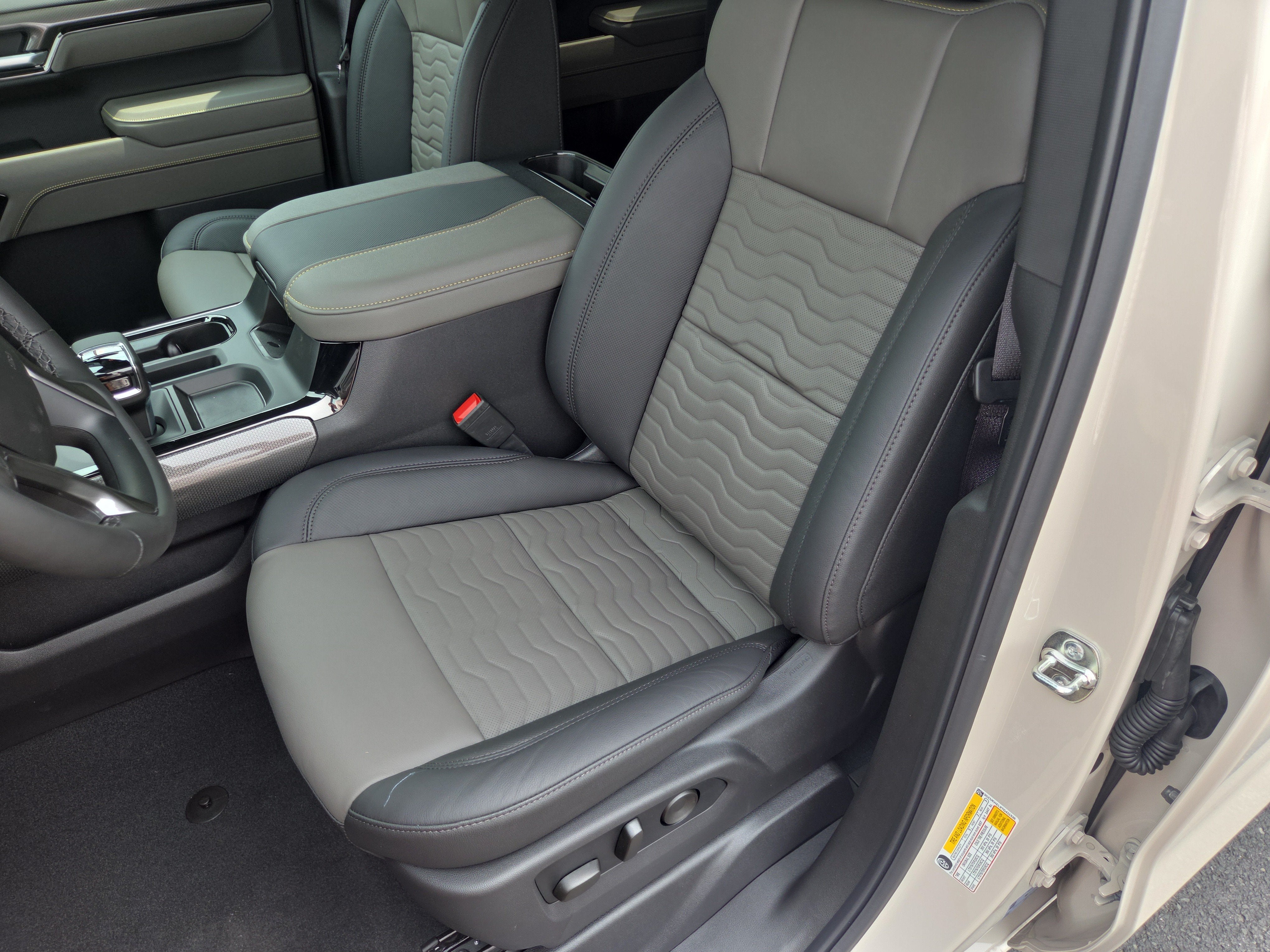 2026 Chevrolet Silverado 1500 ZR2 4WD