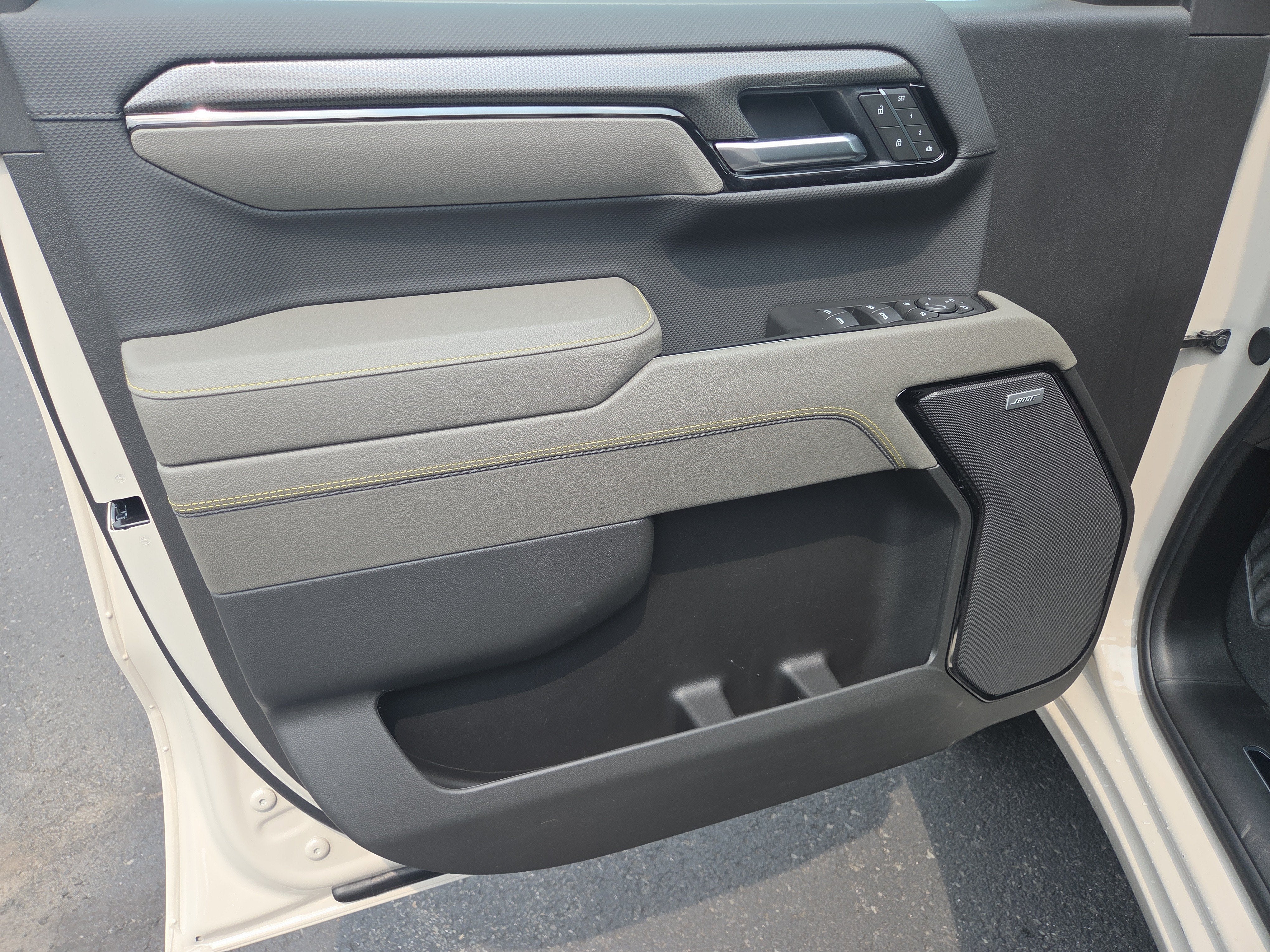 2026 Chevrolet Silverado 1500 ZR2 4WD