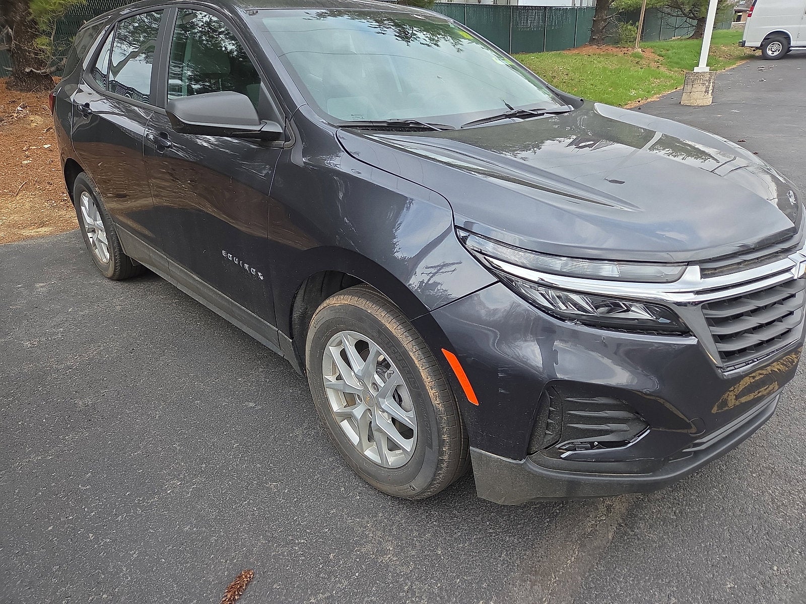 2022 Chevrolet Equinox LS FWD