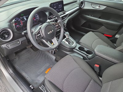 2023 Kia Forte LXS FWD