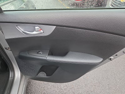 2023 Kia Forte LXS FWD