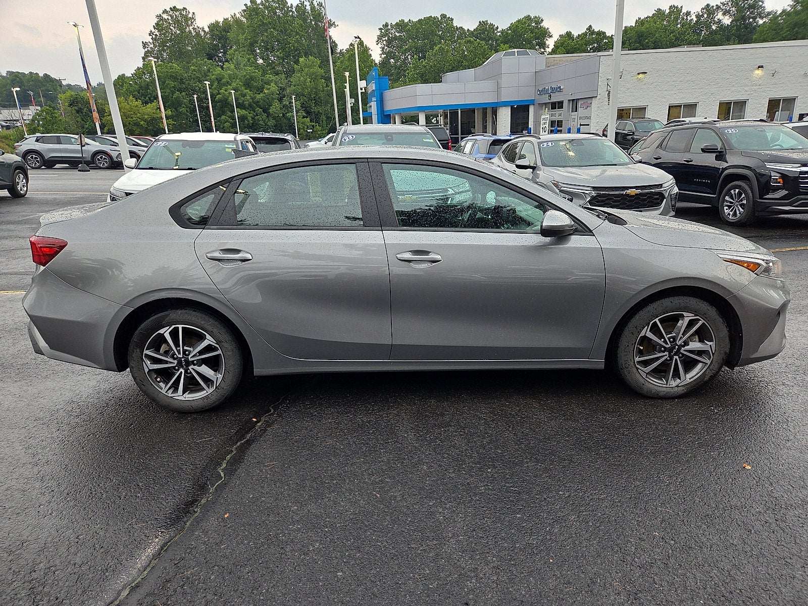 2023 Kia Forte LXS FWD