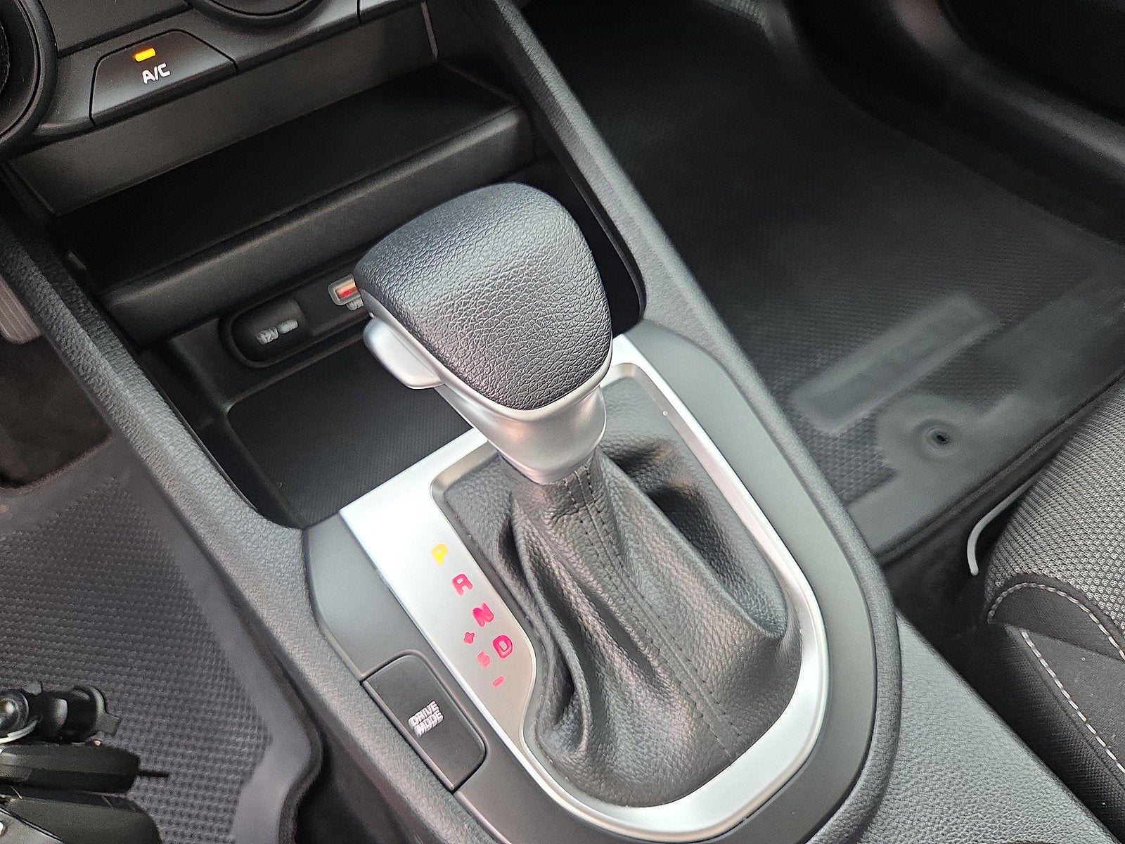 2023 Kia Forte LXS FWD