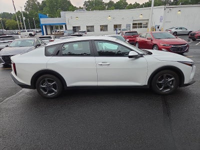 2026 Kia K4 LXS FWD