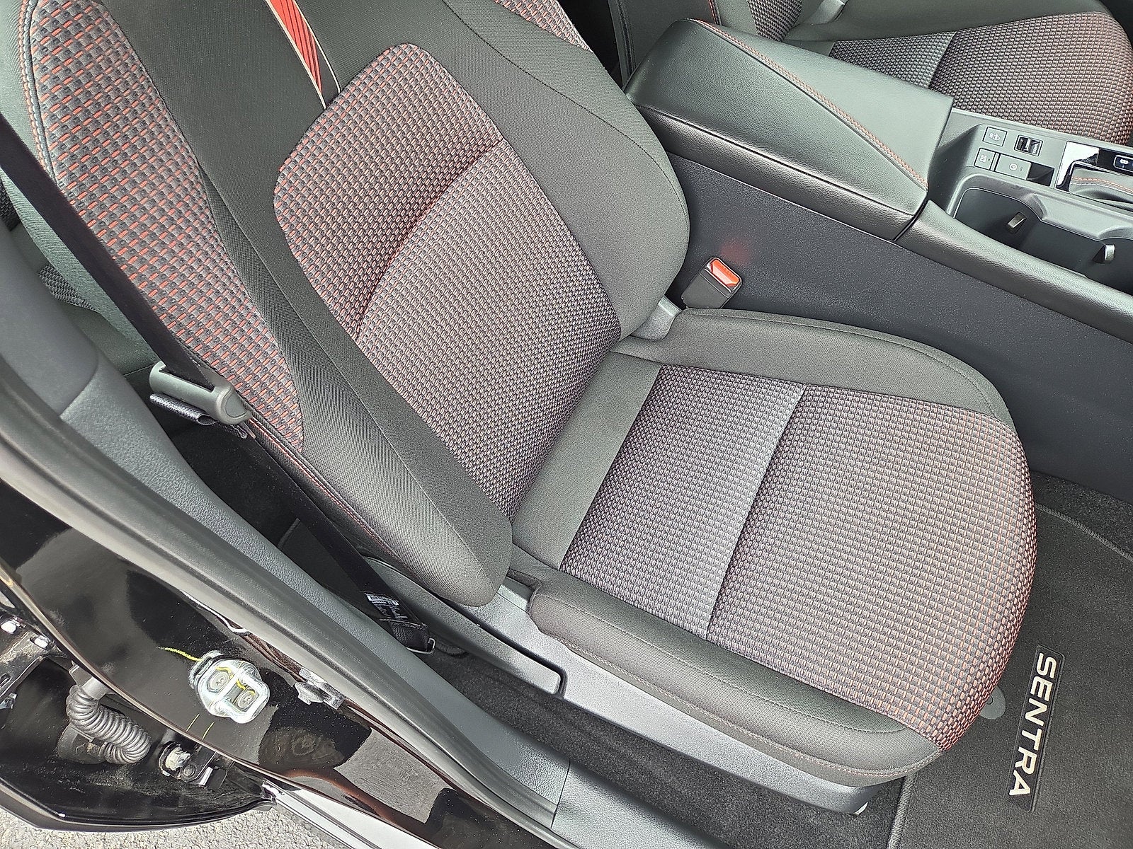 2026 Nissan Sentra SR FWD