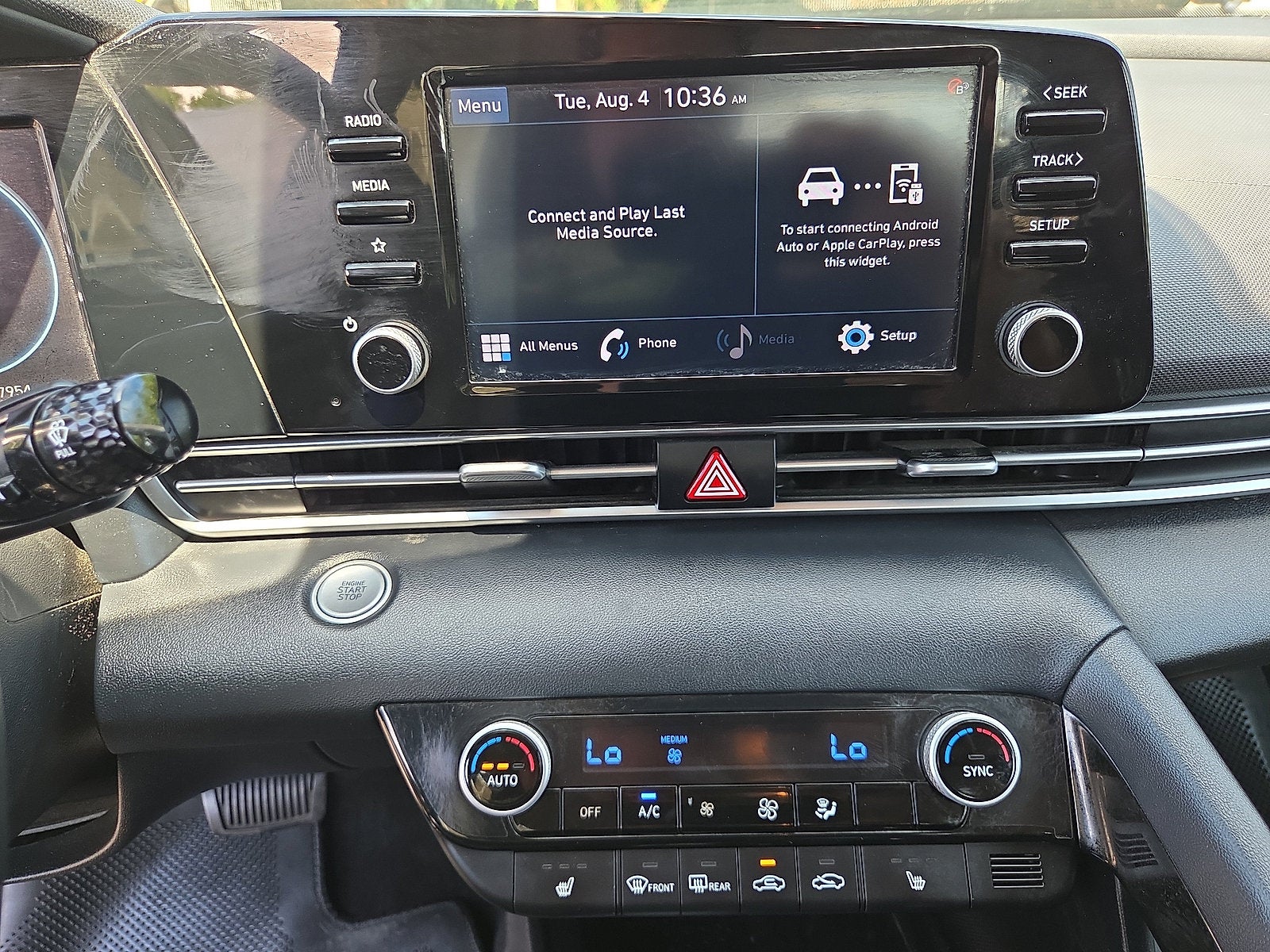 2022 Hyundai Elantra SEL FWD