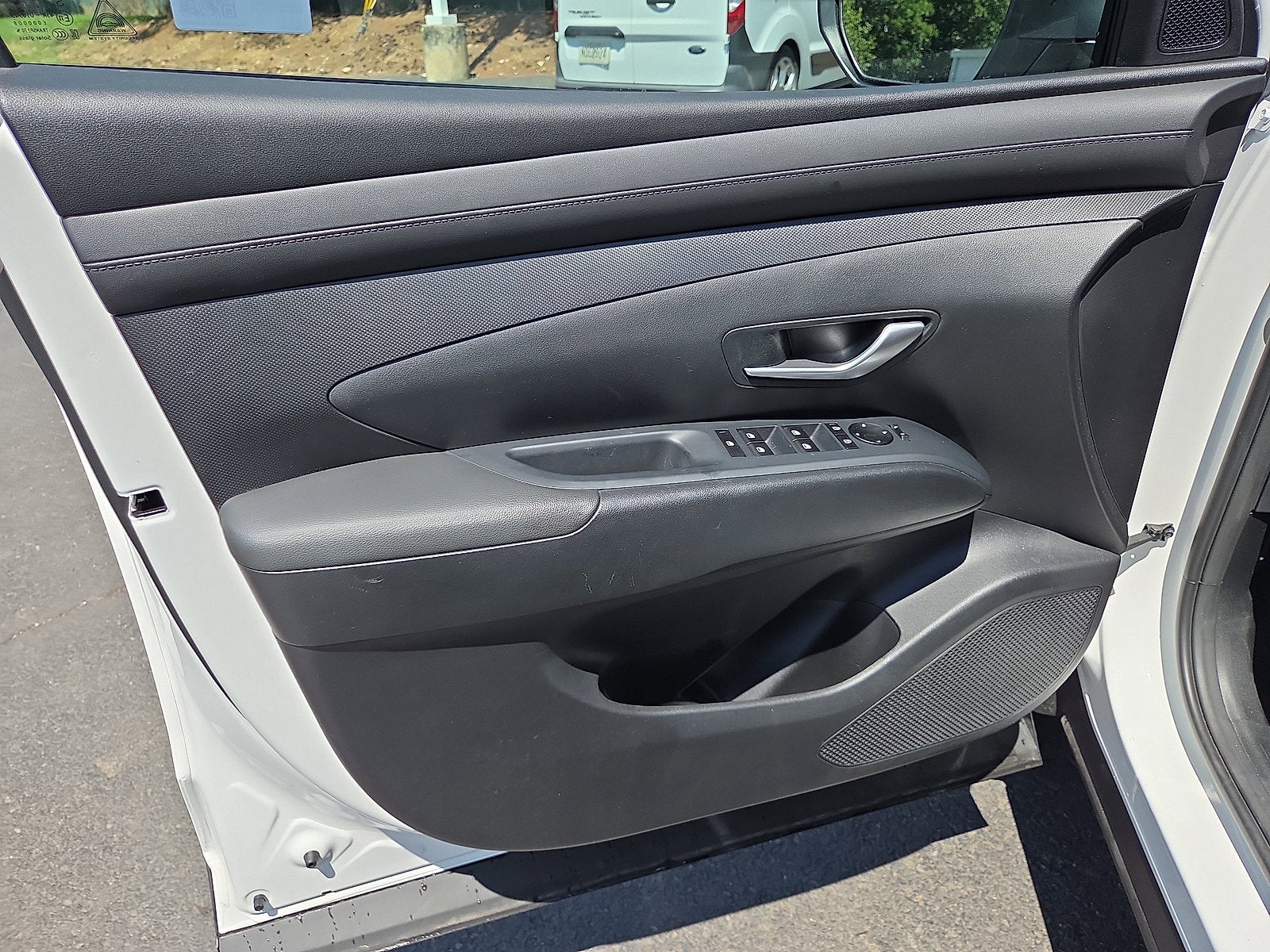 2025 Hyundai Santa Cruz SE - Photo 14