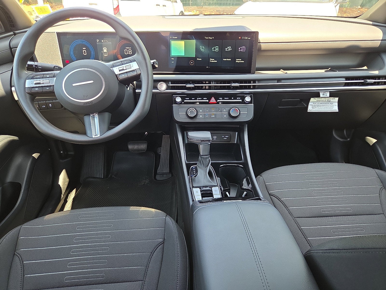 2025 Hyundai Santa Cruz SE - Photo 23