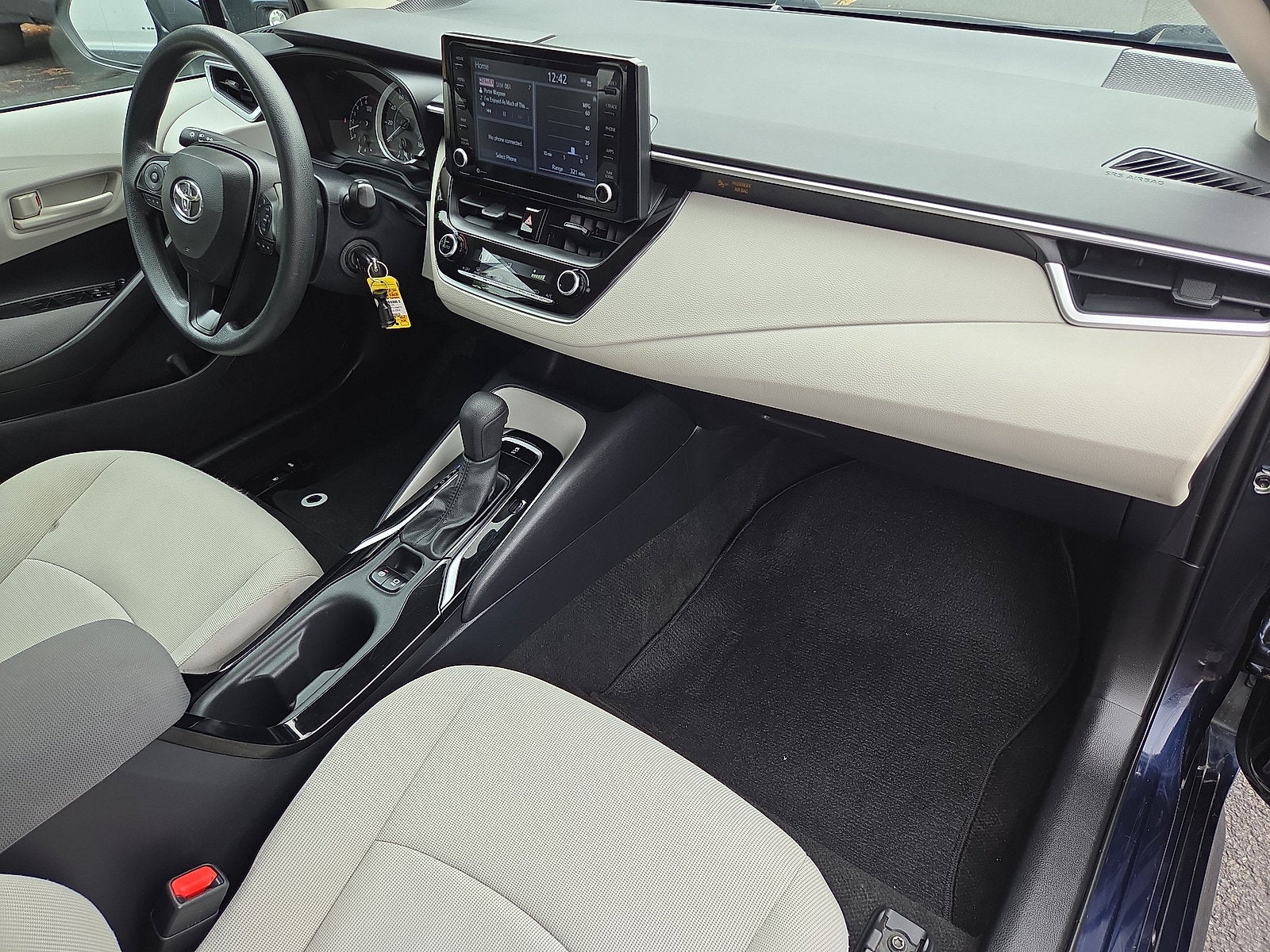 2022 Toyota Corolla LE FWD