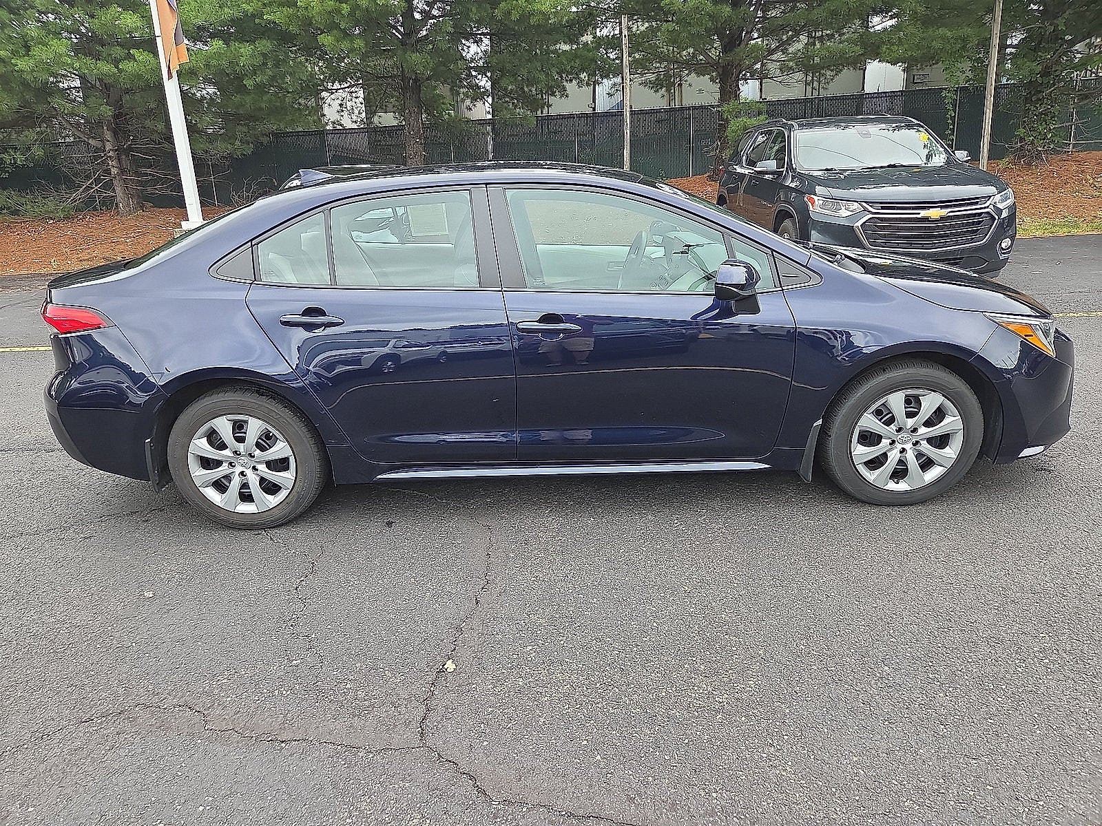2022 Toyota Corolla LE FWD