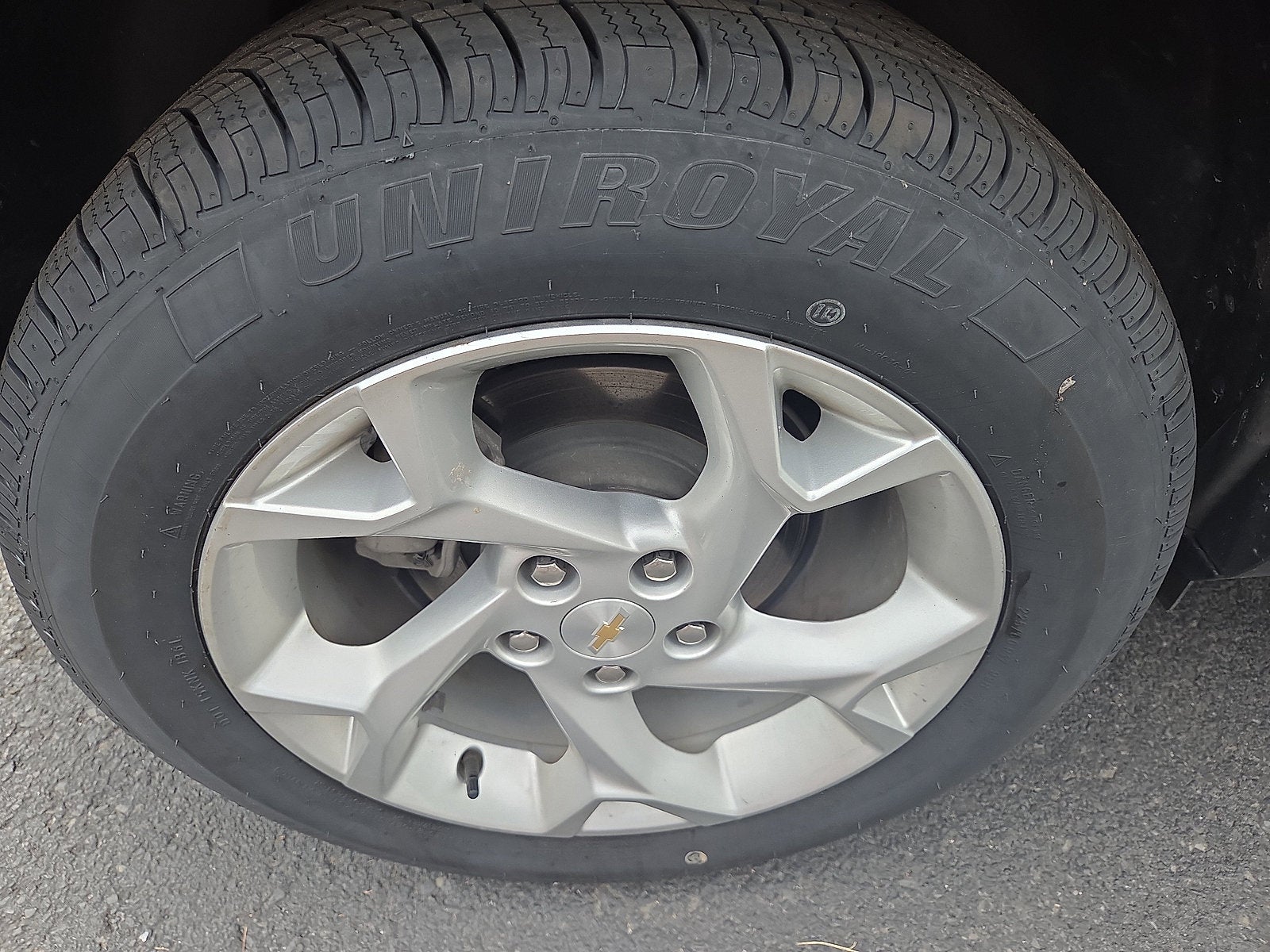 2024 Chevrolet Trax LS FWD