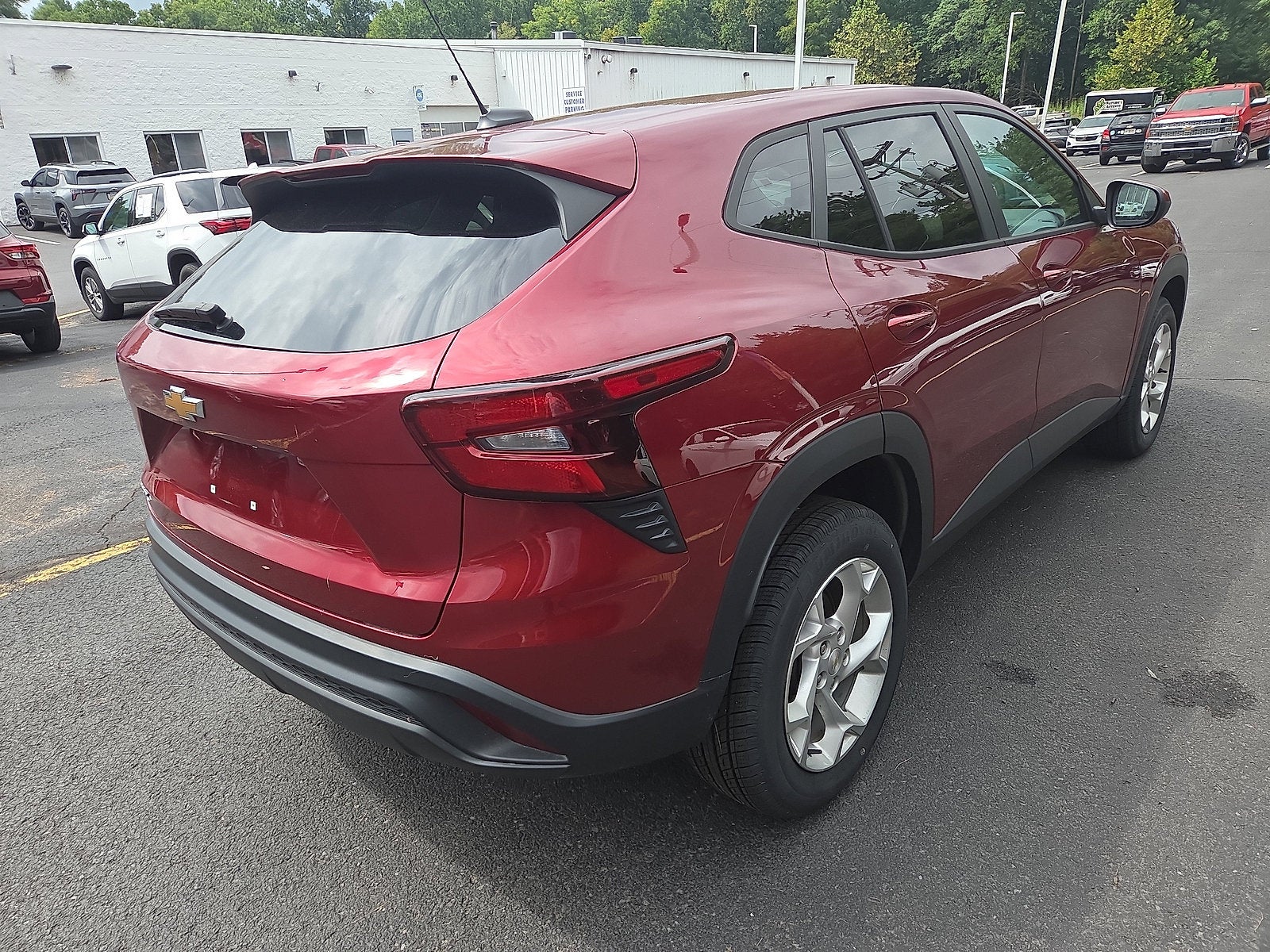 2024 Chevrolet Trax LS FWD