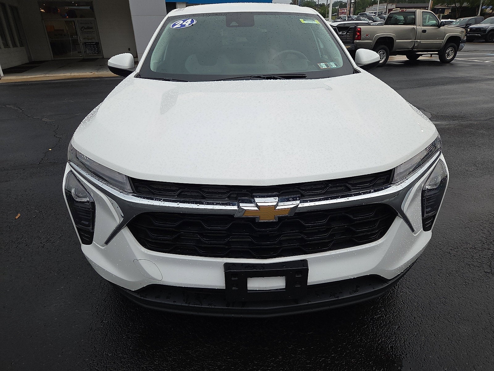 2024 Chevrolet Trax LS FWD