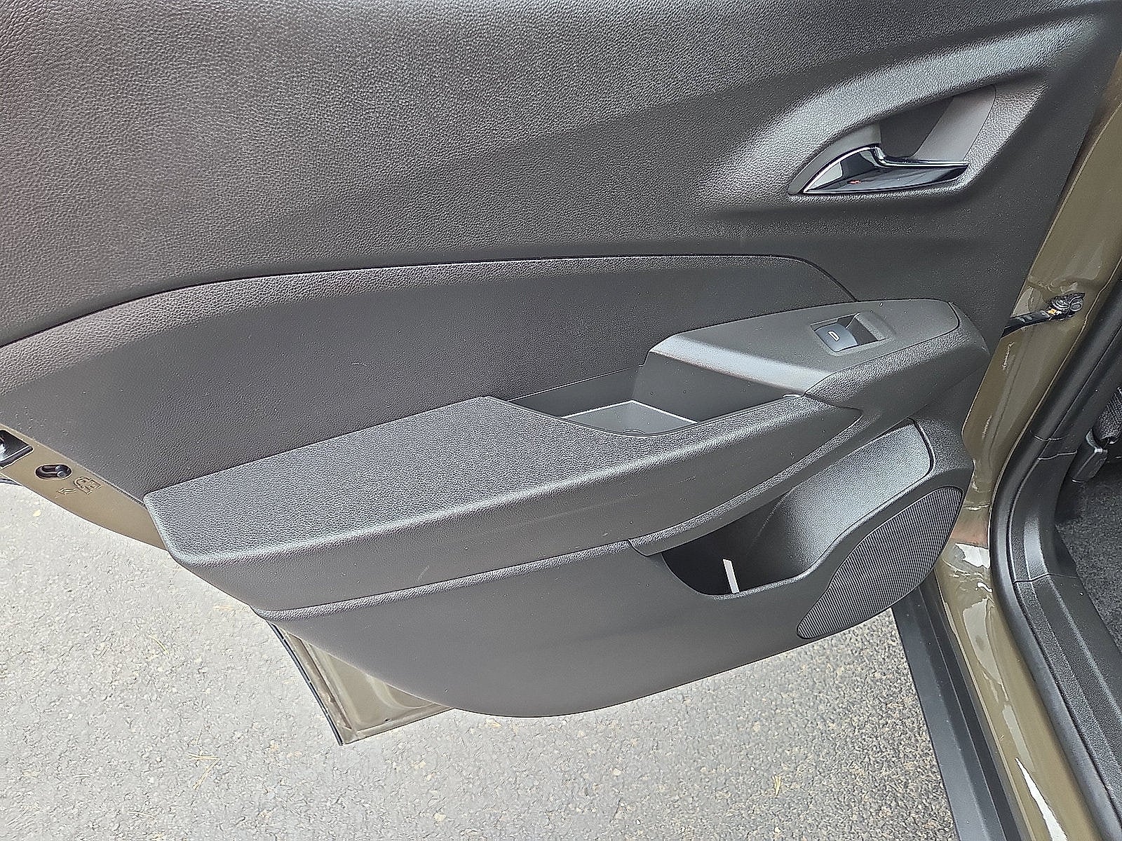 2024 Chevrolet Trax LS FWD