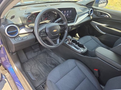 2024 Chevrolet Trax LS FWD